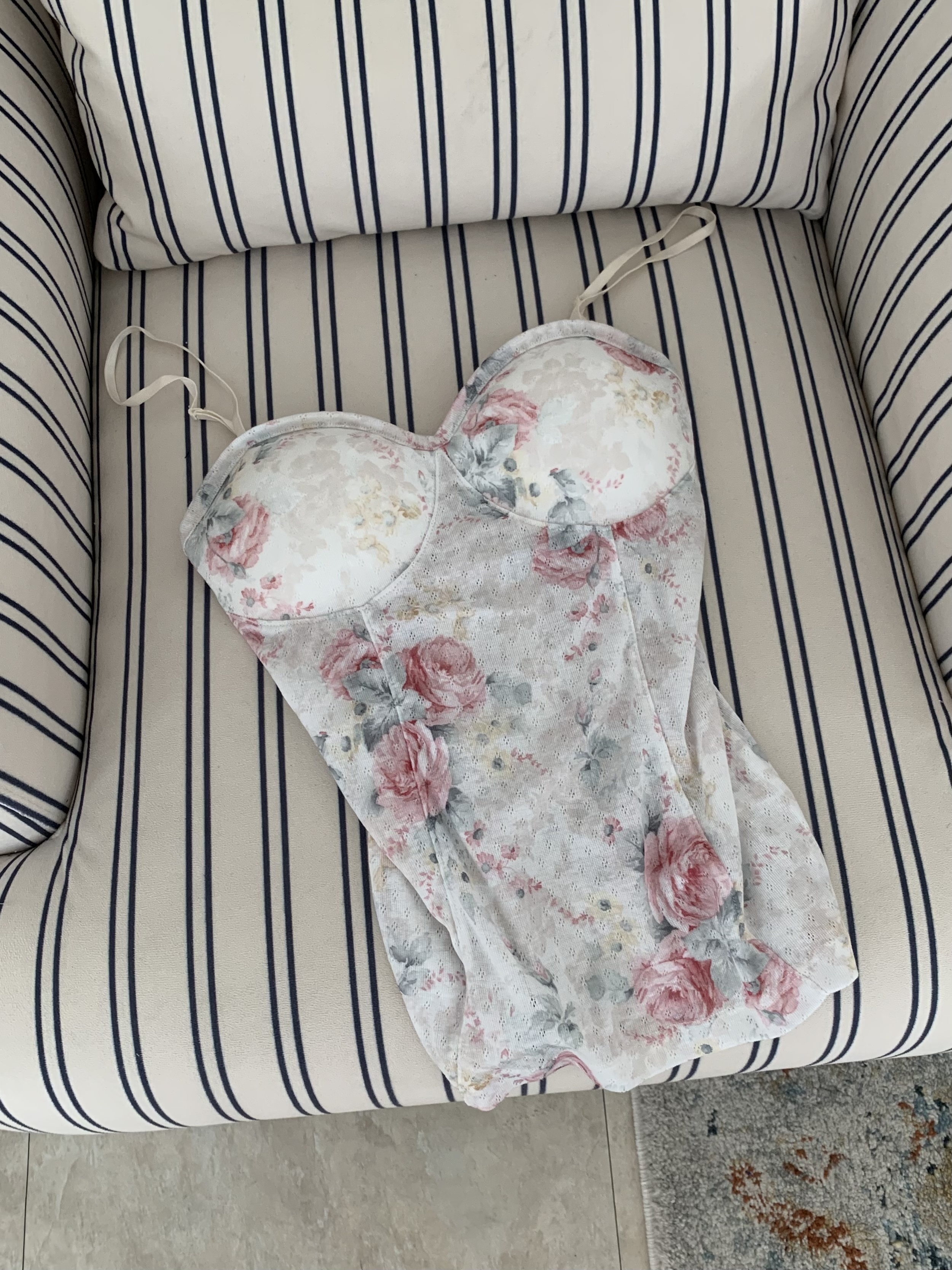 T26 FLORAL PRINT BUSTIER TOP
