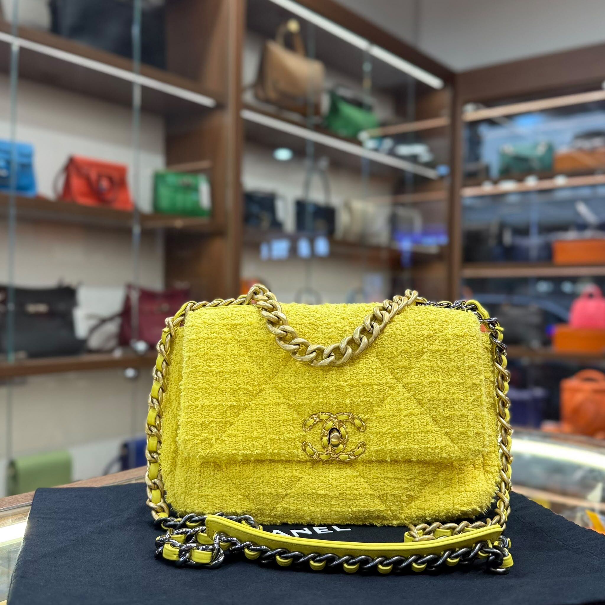 98%New Used Chanel 19 Small Tweed Flap Bag小雞黃斜紋軟呢 #香奈兒