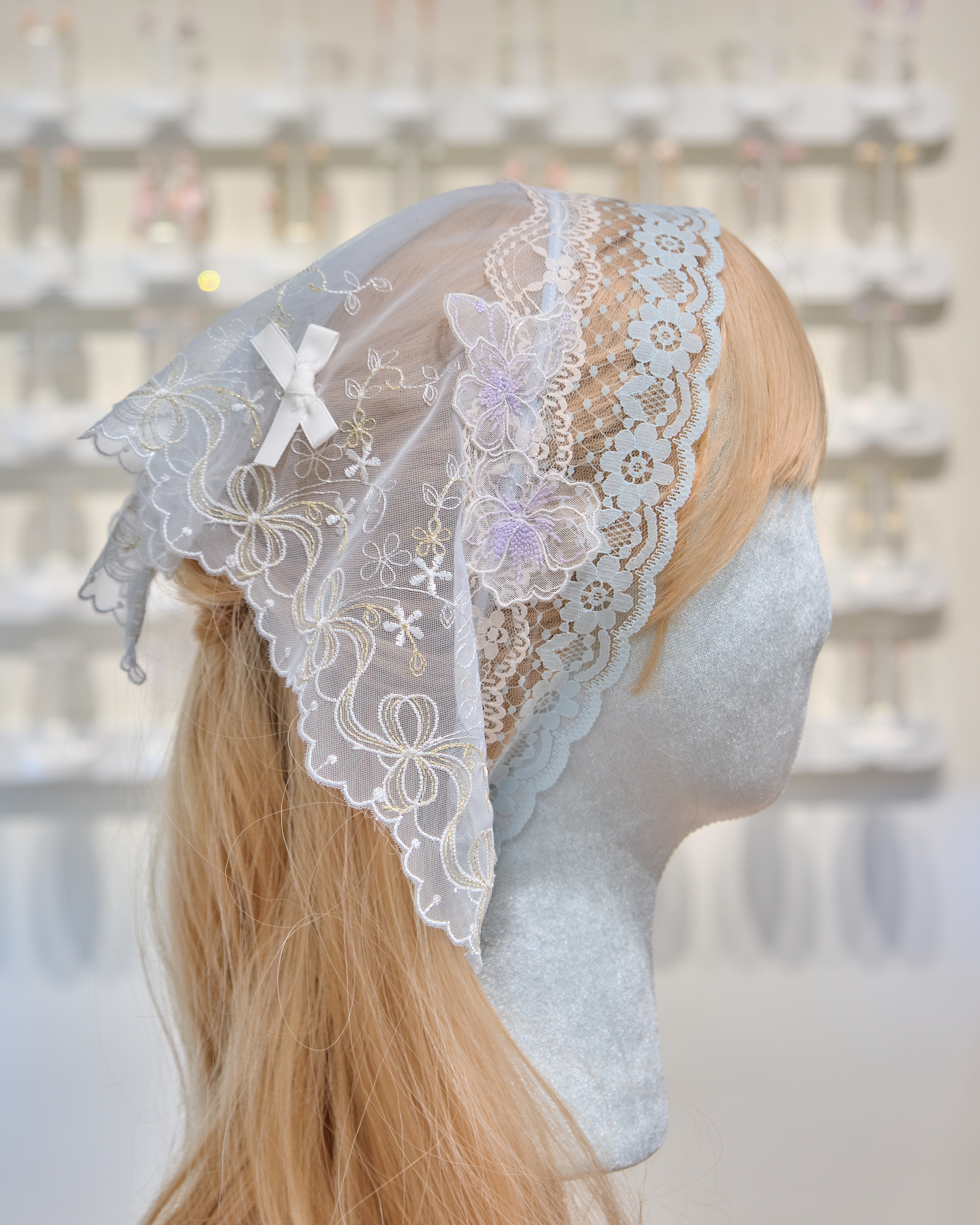 13707 Fairy Whisper Lace Veil
