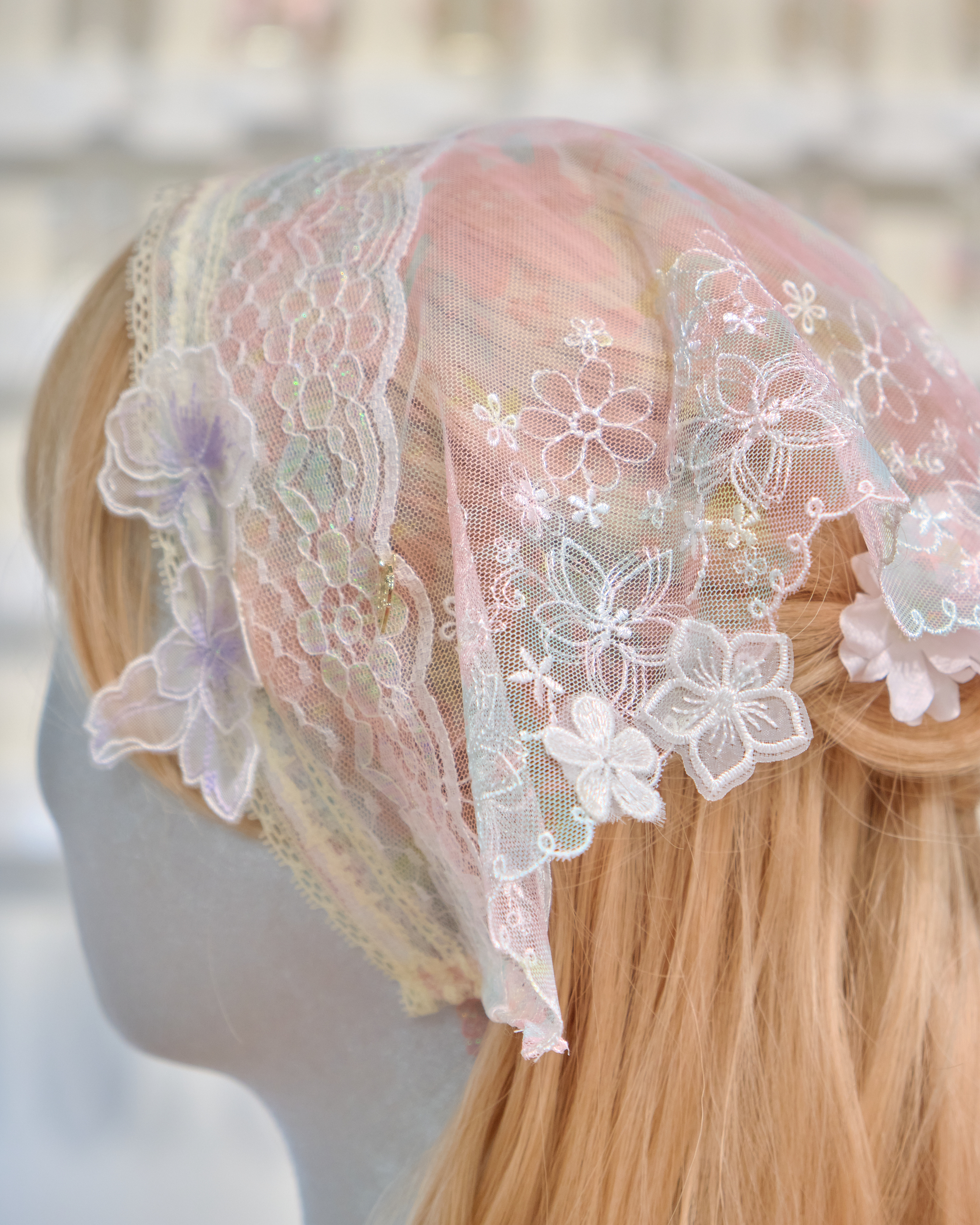 13706 Fairy Whisper Lace Veil
