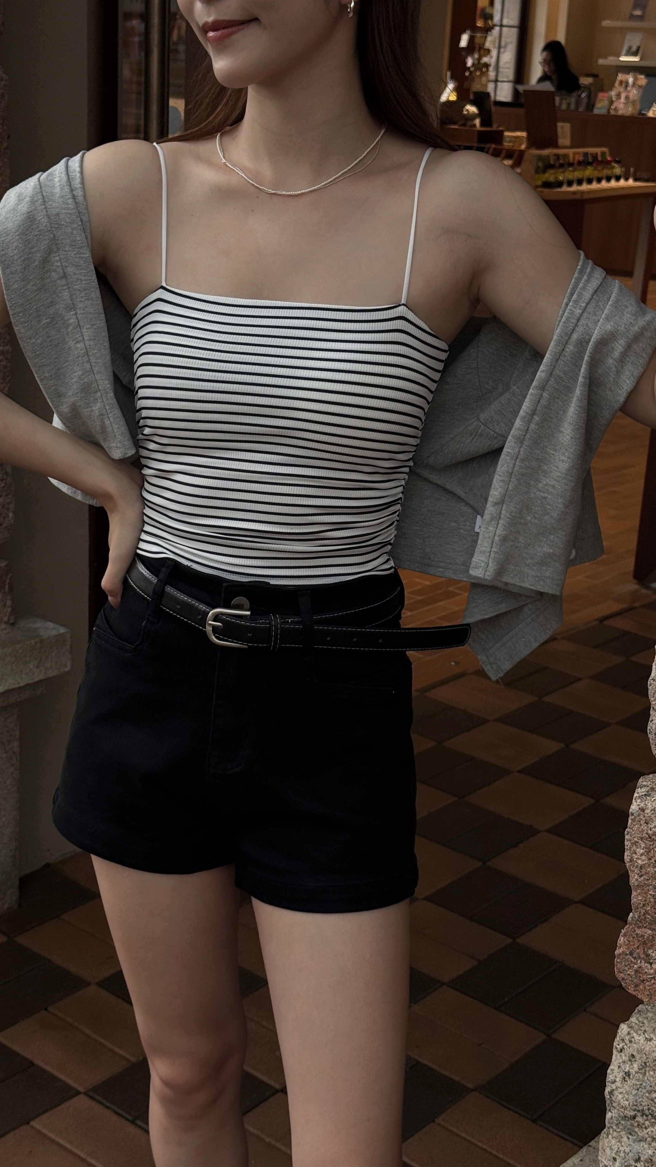 顯瘦條紋側抓皺細肩bra top ( 2 colors )