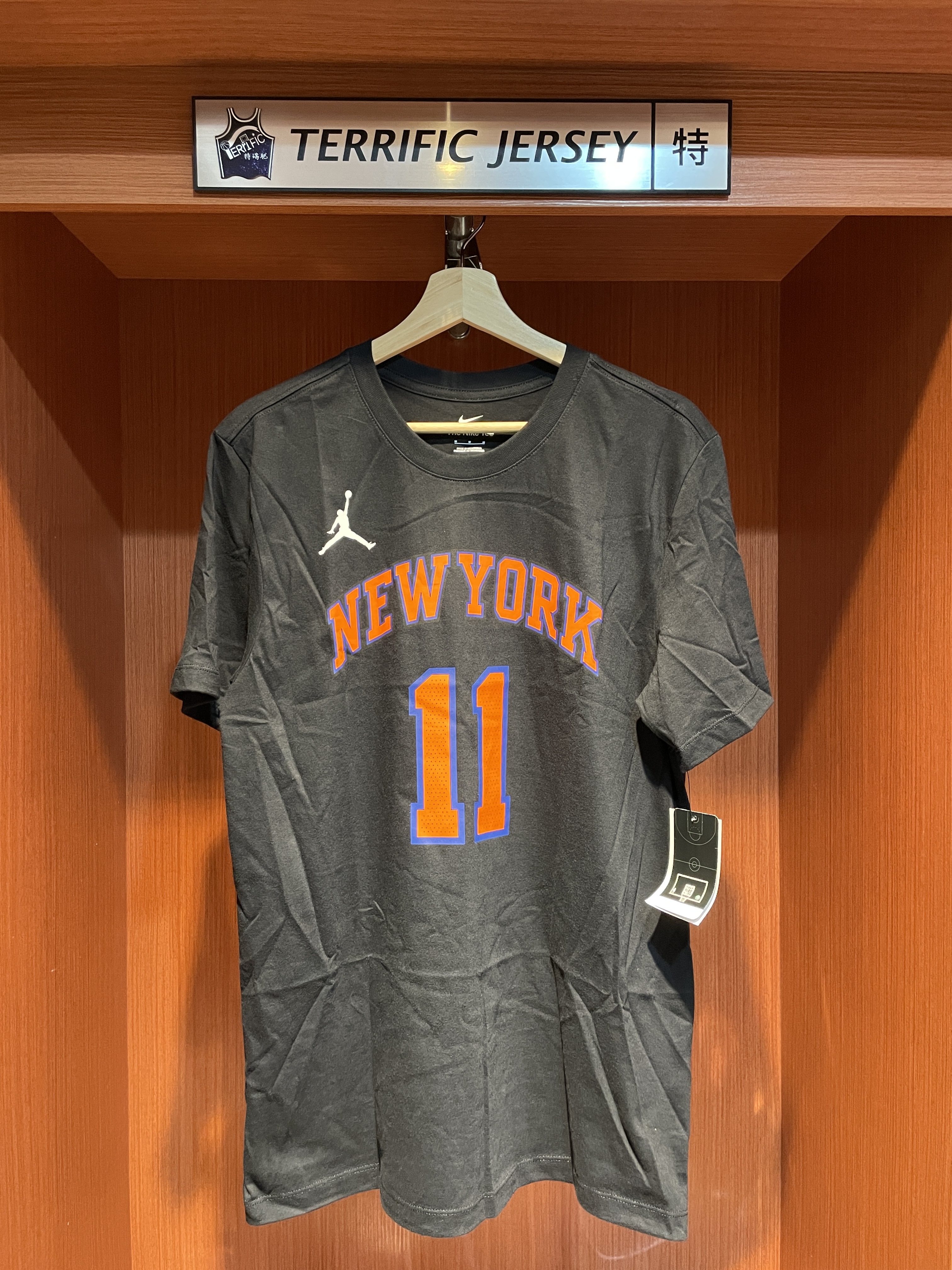 NBA短袖 Jalen Brunson 紐約尼克黑 Statement Jordan Player Name Tee 棉質 短袖 全新