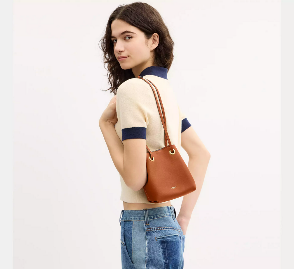 【預訂】Coach Jade Drawstring Bag