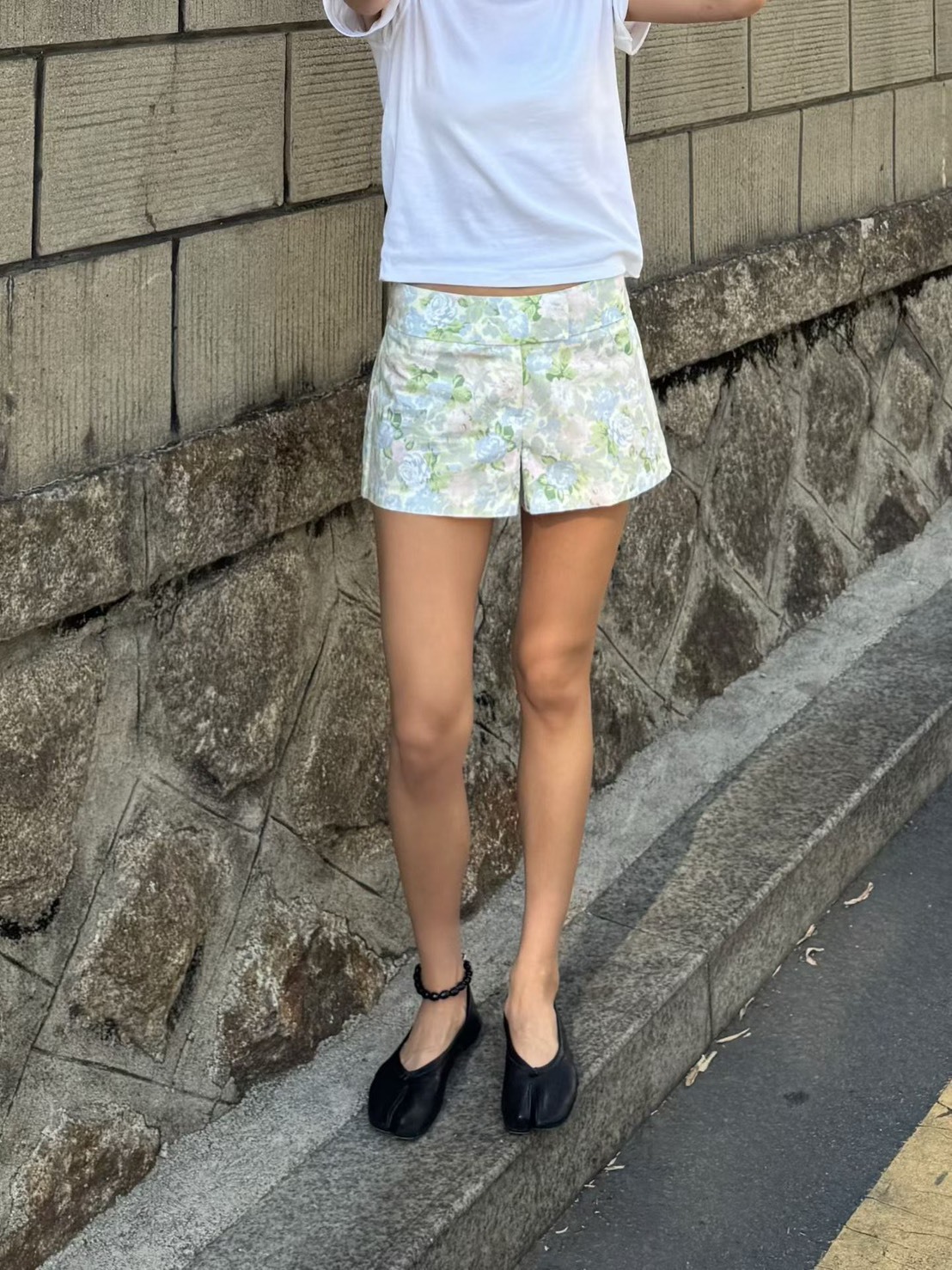 粉彩印花低腰熱褲