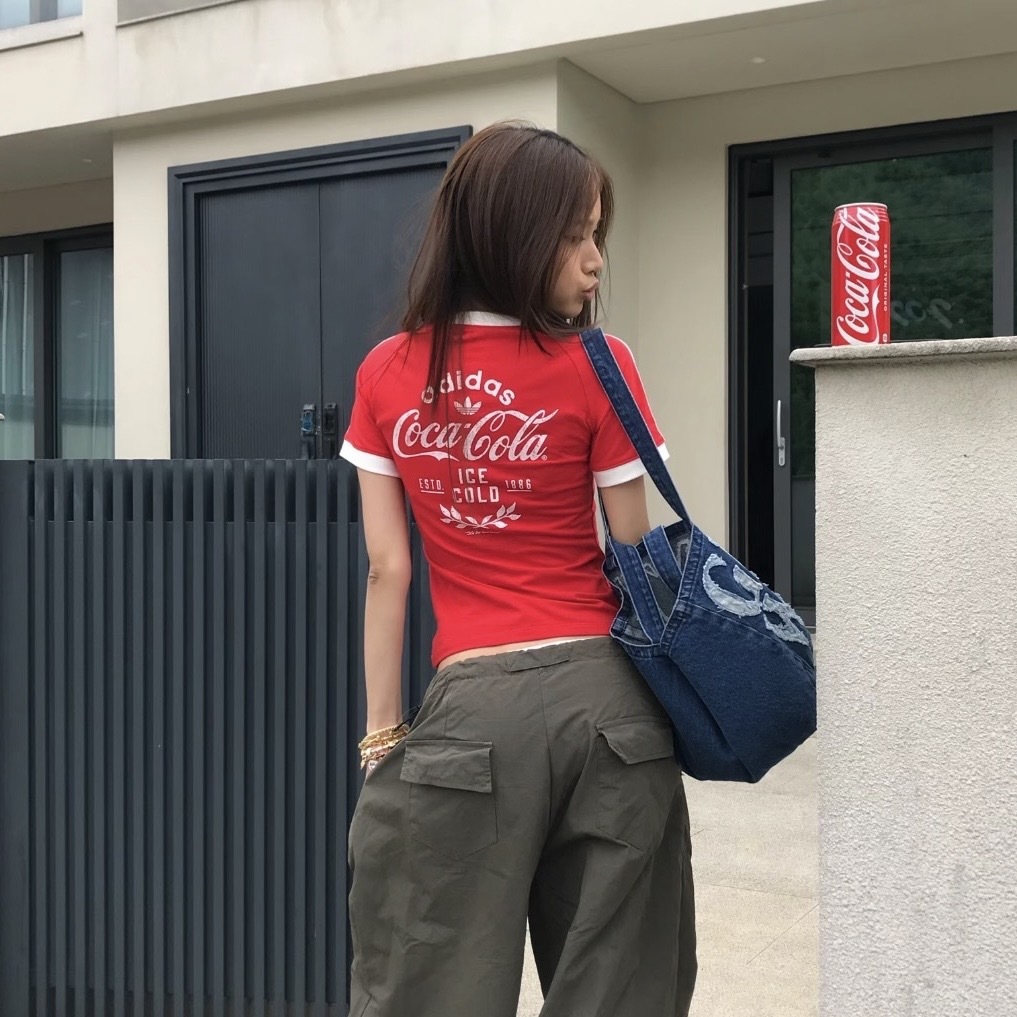 ADIDAS ORIGINALS x COCA COLA 權恩妃同款 可口可樂 短袖 修身上衣 兩色 KY7558 KY7559