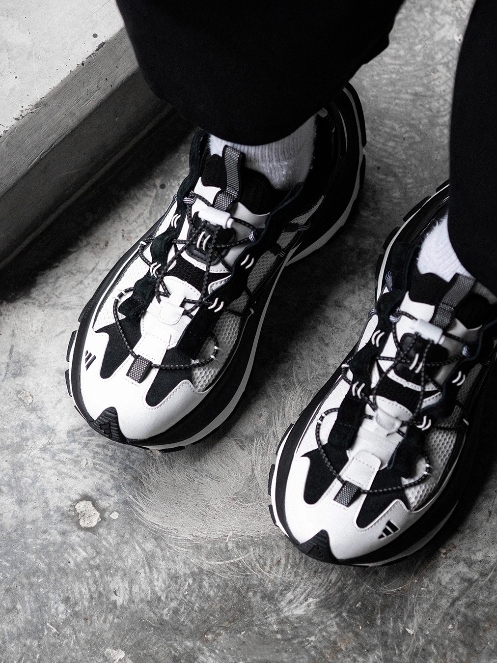 代購-Adidas FOS XLG Speed Hike "White Black" 黑白 抽繩 機甲鞋 KK1916