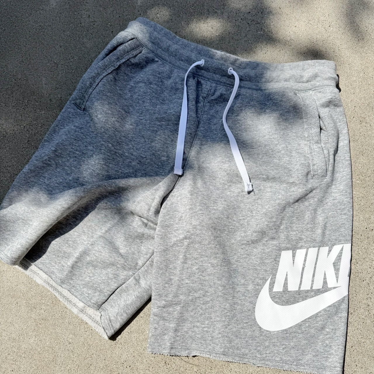 <首兩日百元價> Nike Club Alumni 抽繩 毛圈布 運動短褲