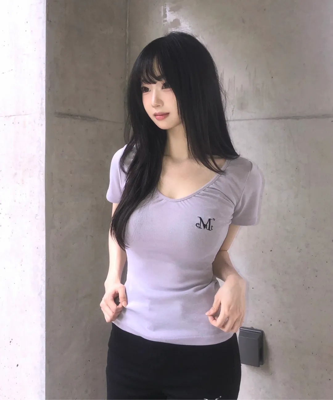 MUCENT MOVER V NECK SHIRRING HALF T
