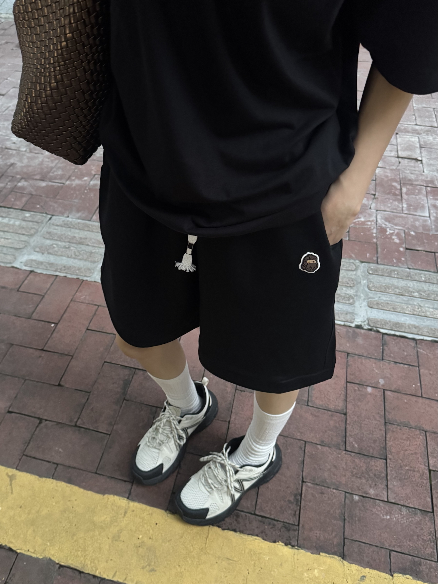 代購-Fingercroxx  i.t集團香港FGXX猿人 寬鬆 抽繩 薄款 直筒 休閒 短褲 男女同款