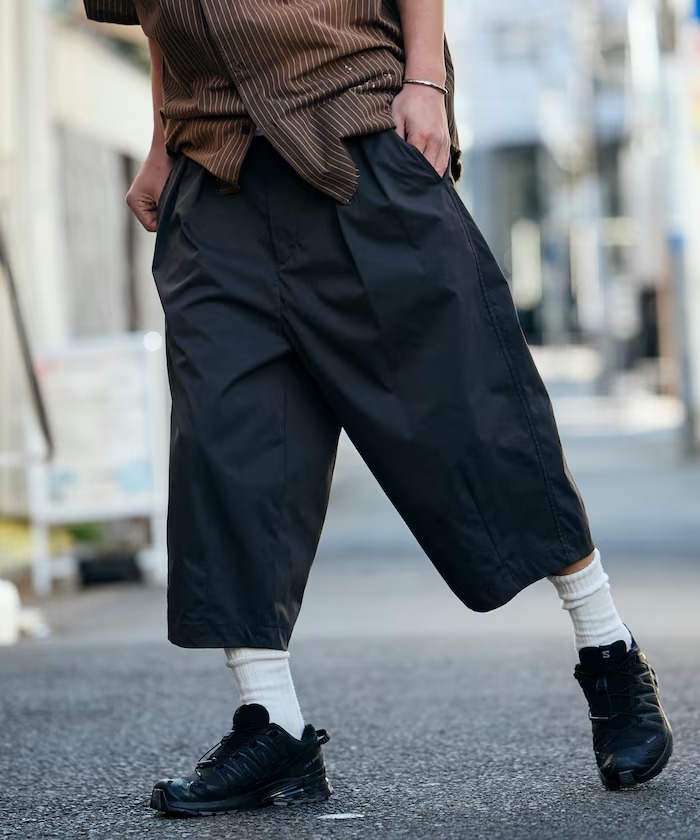 日本 Freak's Store Easy Care Fabric Barrel Shorts