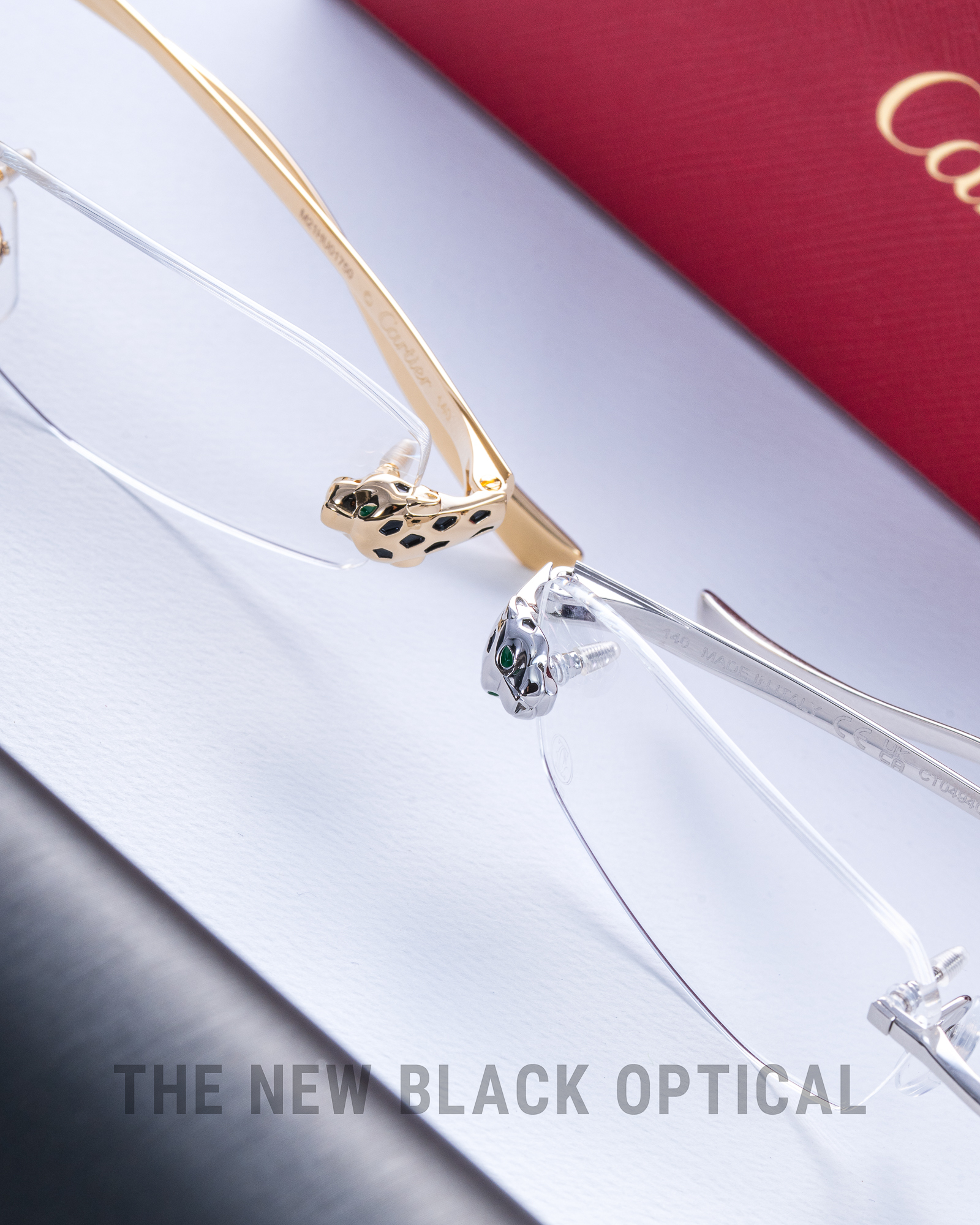 Cartier Panthère Massai 鏡面細節，特寫展示手工精雕的 3D 立體卡地亞獵豹頭裝飾工藝