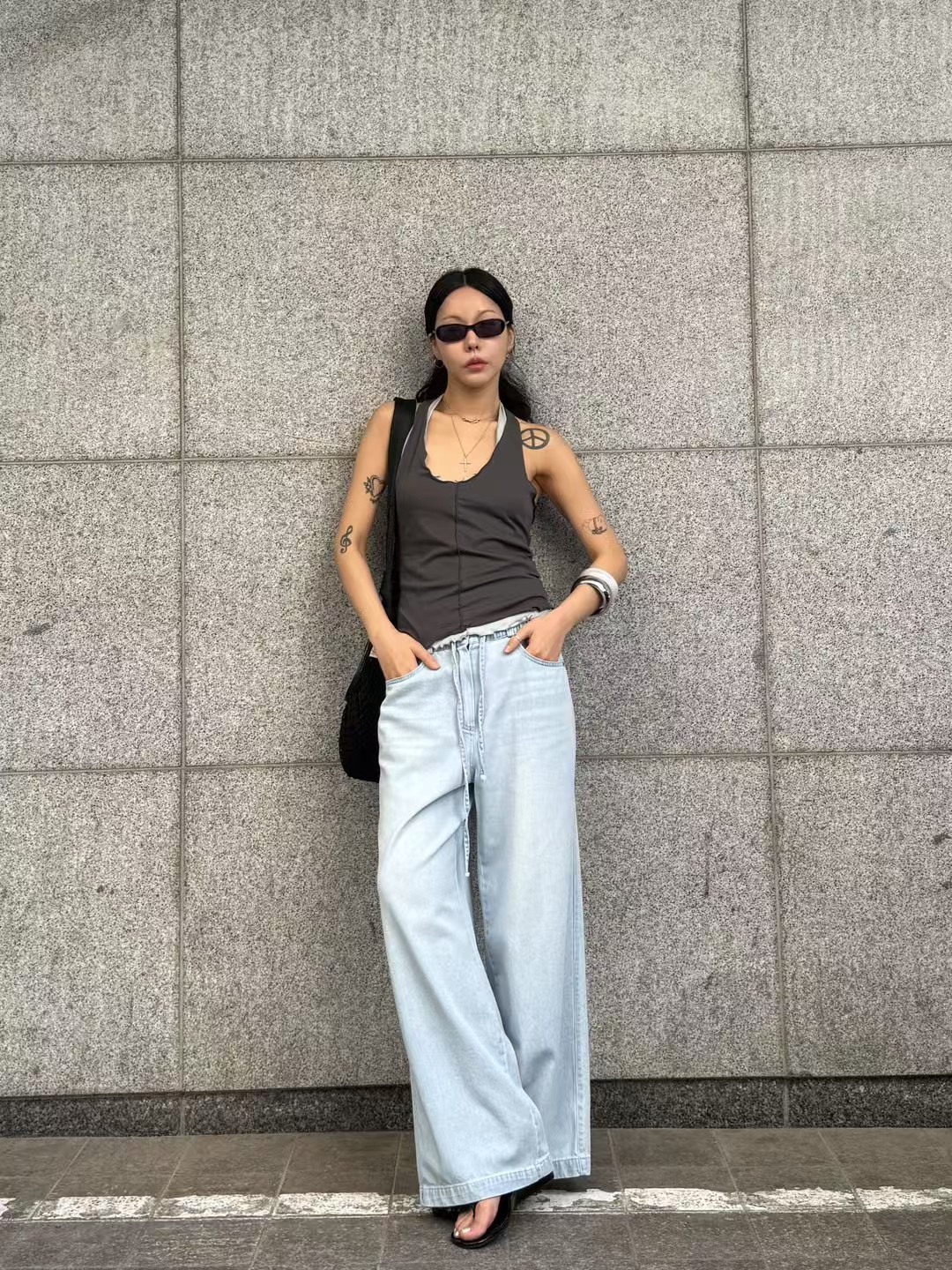 綁帶鬆緊牛仔寬長褲