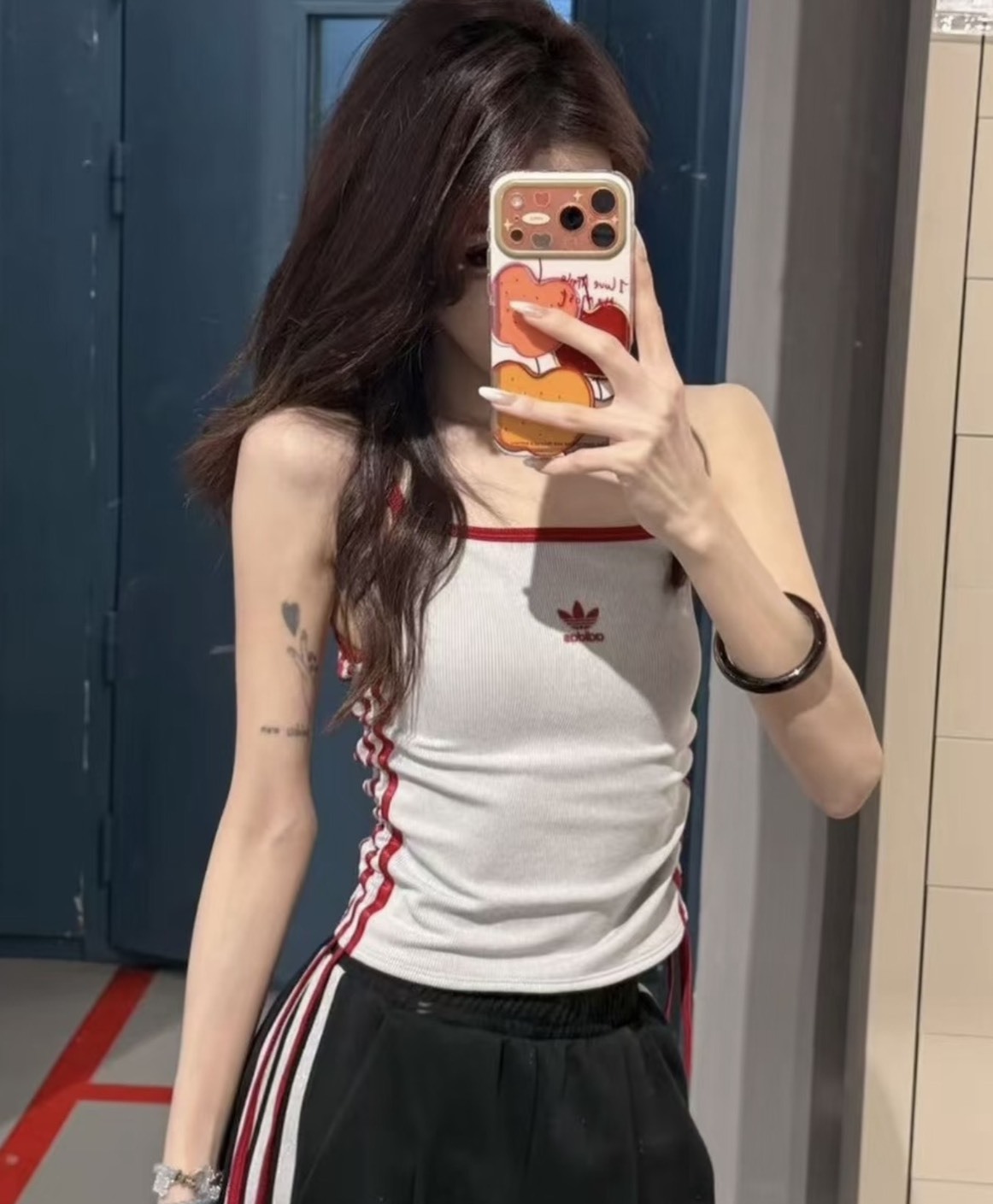 【Luxury】Adidas 細肩小可愛 側邊皺摺 綁帶設計 可調節 顯瘦 內搭 運動外出 肩帶 內衣 附內襯 胸墊款 五色可選 KE3888 KE3887 LC6457 LC6456 KE3889