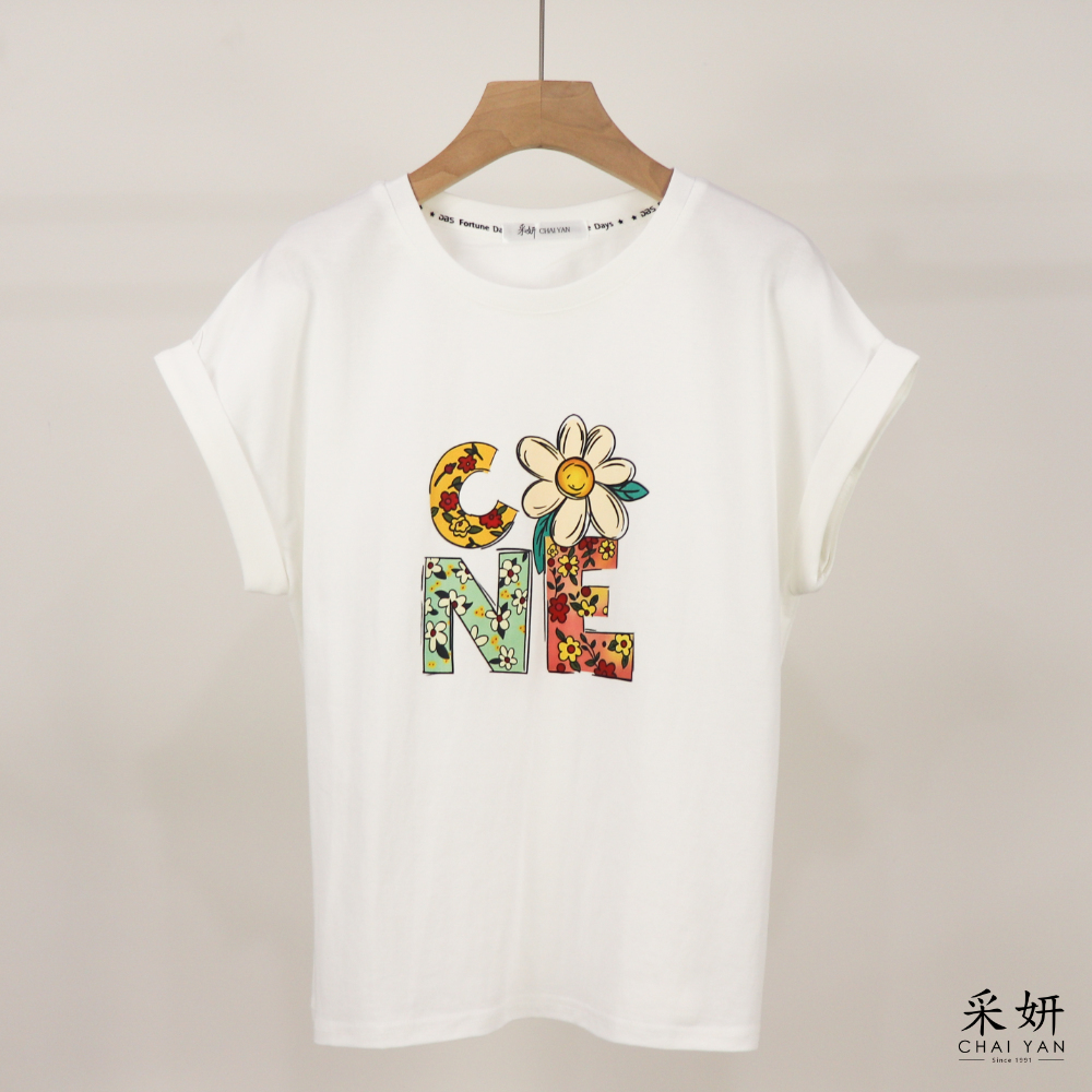 花朵字母連肩摺袖上衣