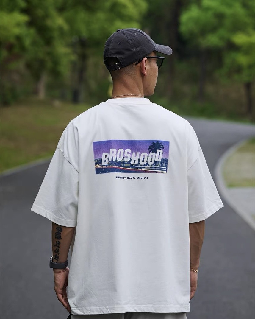 #預購 Broshood 26SS 日系寬鬆 休閒圓領 夏季數碼直噴夜景印花 短踢 兩色