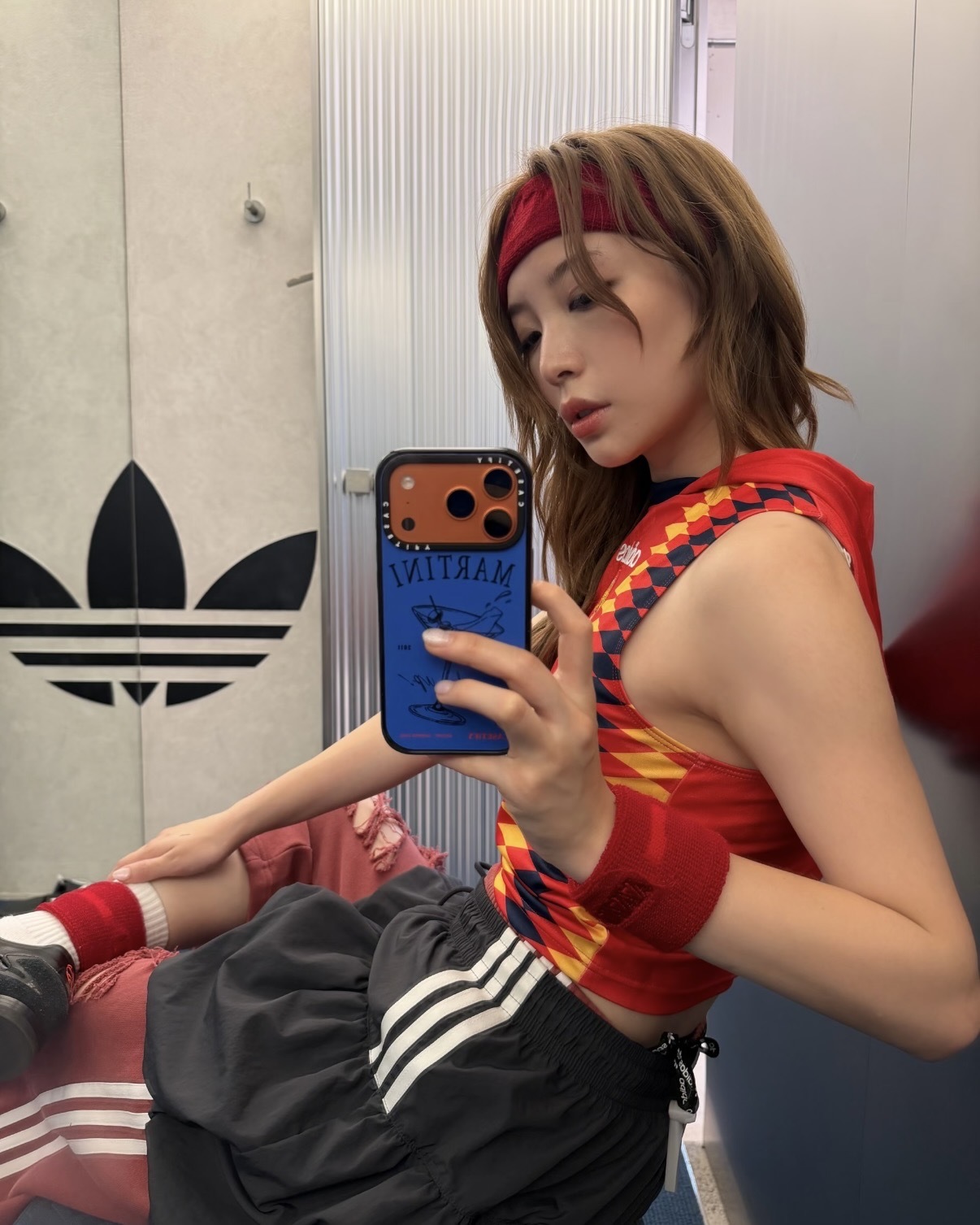 ADIDAS 2026 FIFA世界盃⚽️ 西班牙主場 球迷版 背心 球衣 無袖背心 連帽 女款 KE2290 / 預購