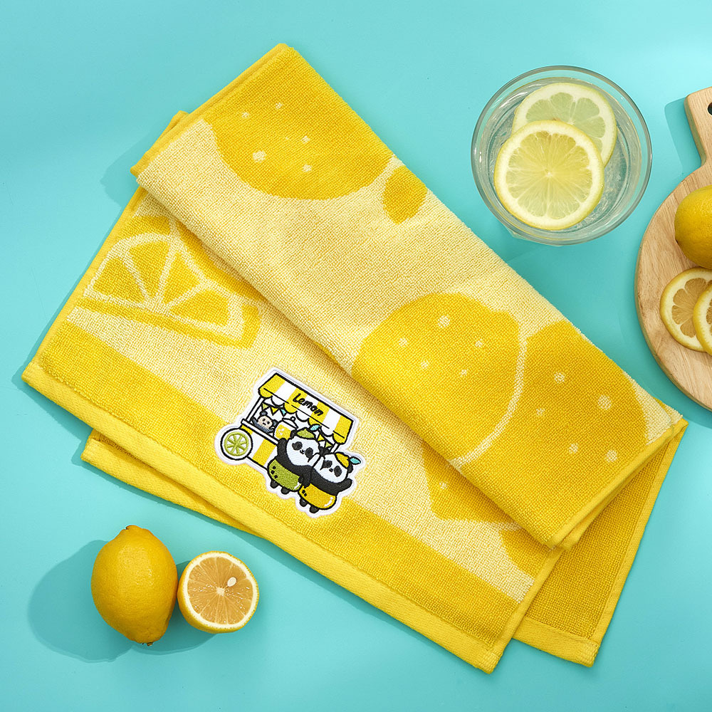 Panda Friends Summer Collection: Jia Jia & De De Lemon Print Towel
