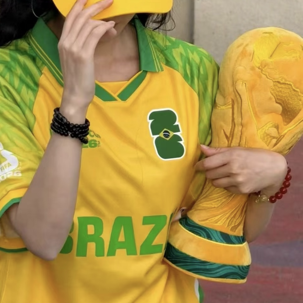FIFA 2026 世界盃足球 大力神杯 獎盃 毛絨 娃娃 吊飾
