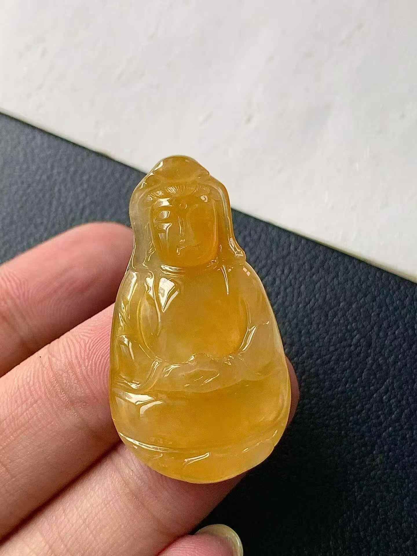 65367 翡翠黃翡觀音