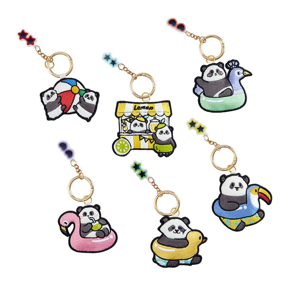 Panda Friends夏日系列 : 大熊貓刺繡匙扣盲盒