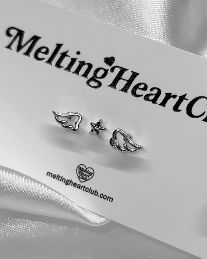 【6月21日截單！限時優惠預訂】韓國MELTING HEART CLUB MELTING 天使翼 / 星星耳環