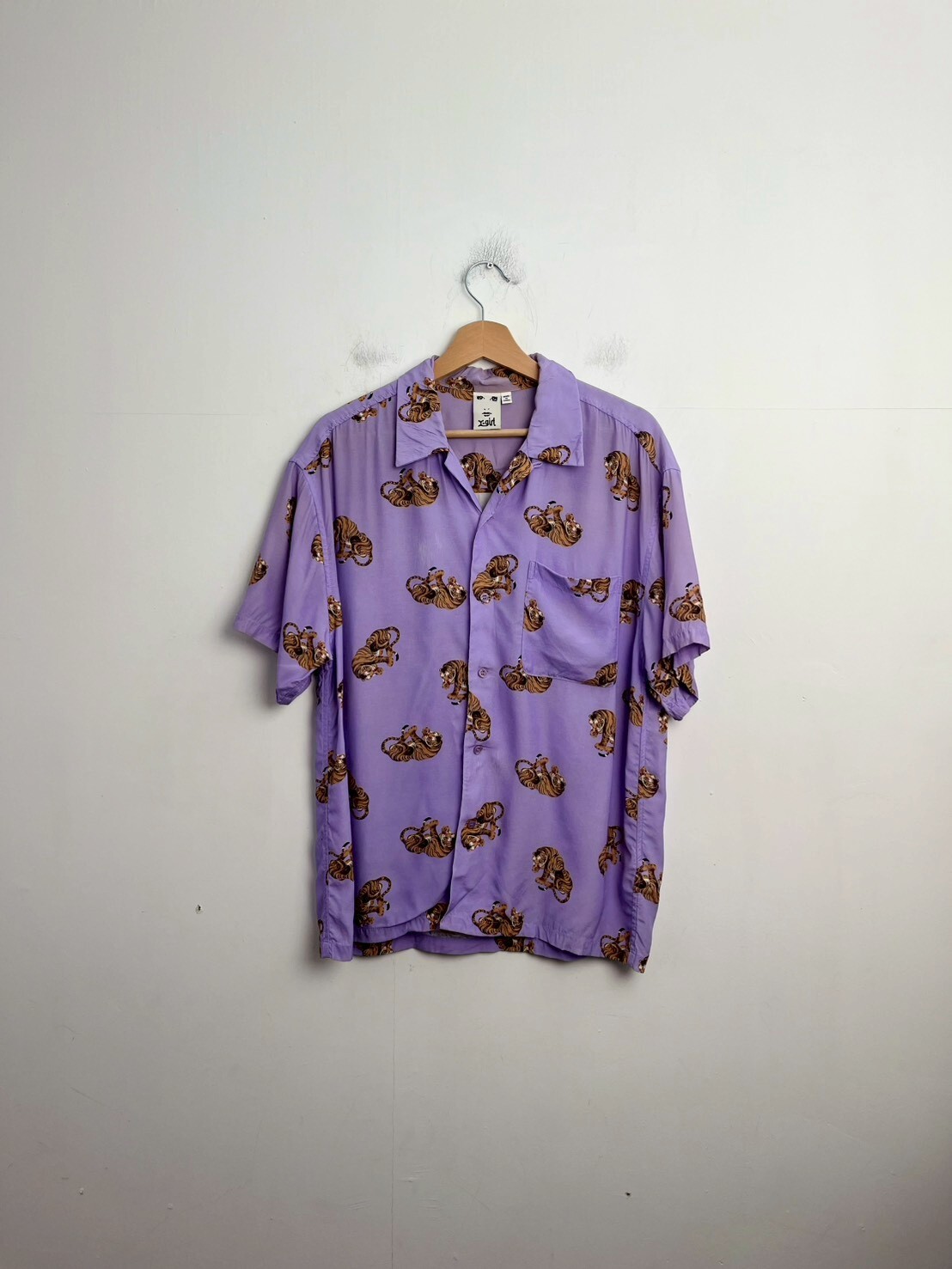 X-GIRL TIGER OPEN COLLAR S/S SHIRT SIZE 1