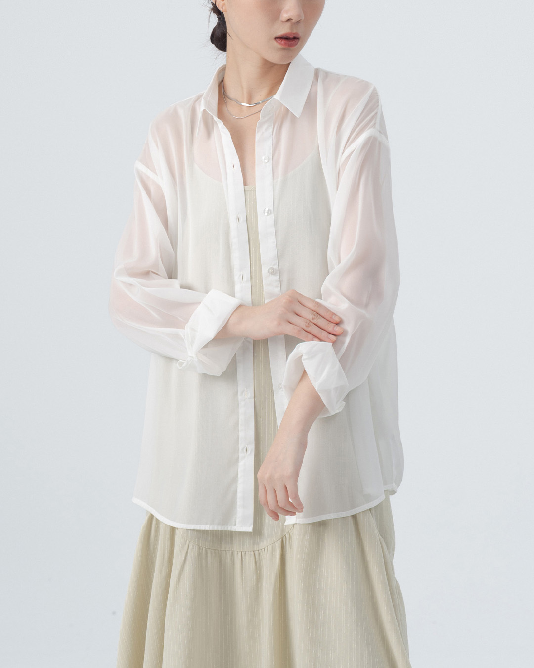 Textured, glossy, front and back button-down design, sheer shirt - white【01025761】in stock+pre-order