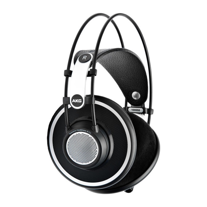 AKG K702