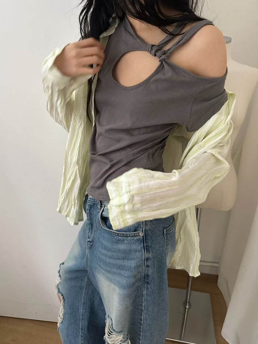 one-shoulder cutout design top