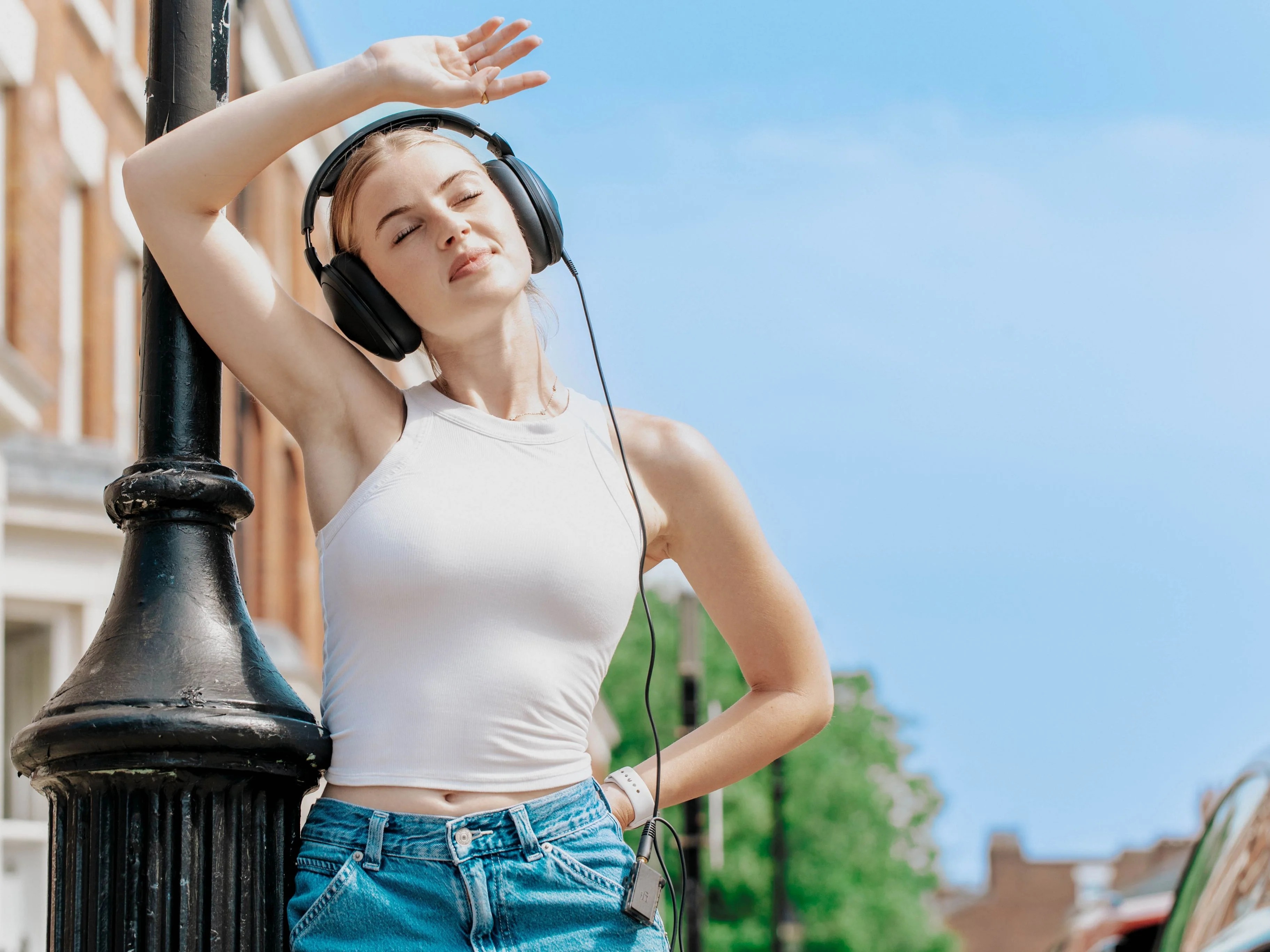 iFi Audio GO blu Air Enhance your music with two analogue modes: XSpace and XBass