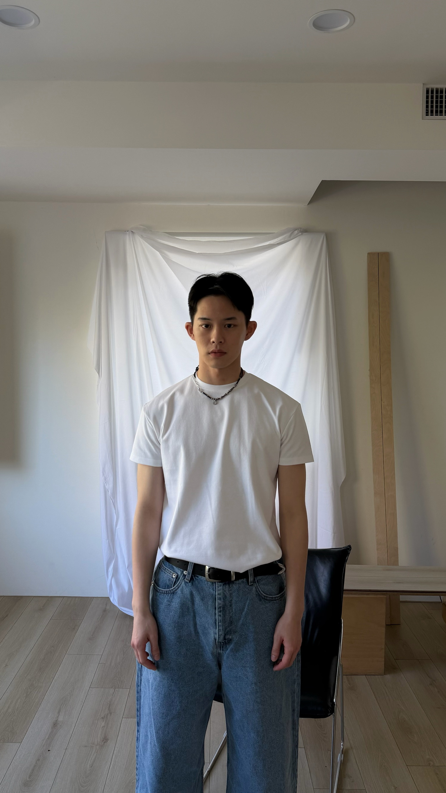 肌肉顯身形素面T shirt