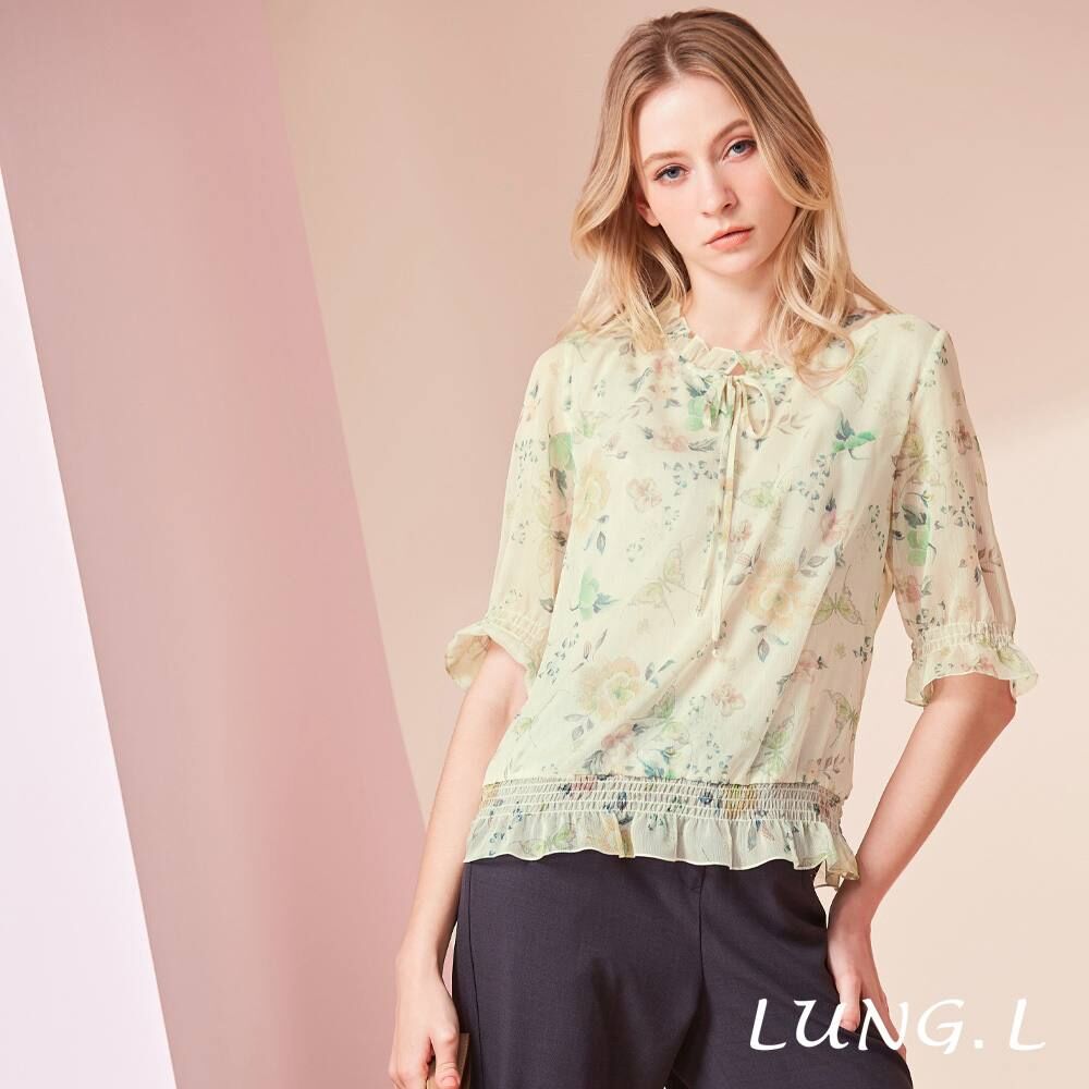 [TW] LUNG.L SOFT BEIGE PRINTED NECK TIE-NECK THREE-QUARTER SLEEVE WOMEN'S TOP, LU32A-03 (TLL26)