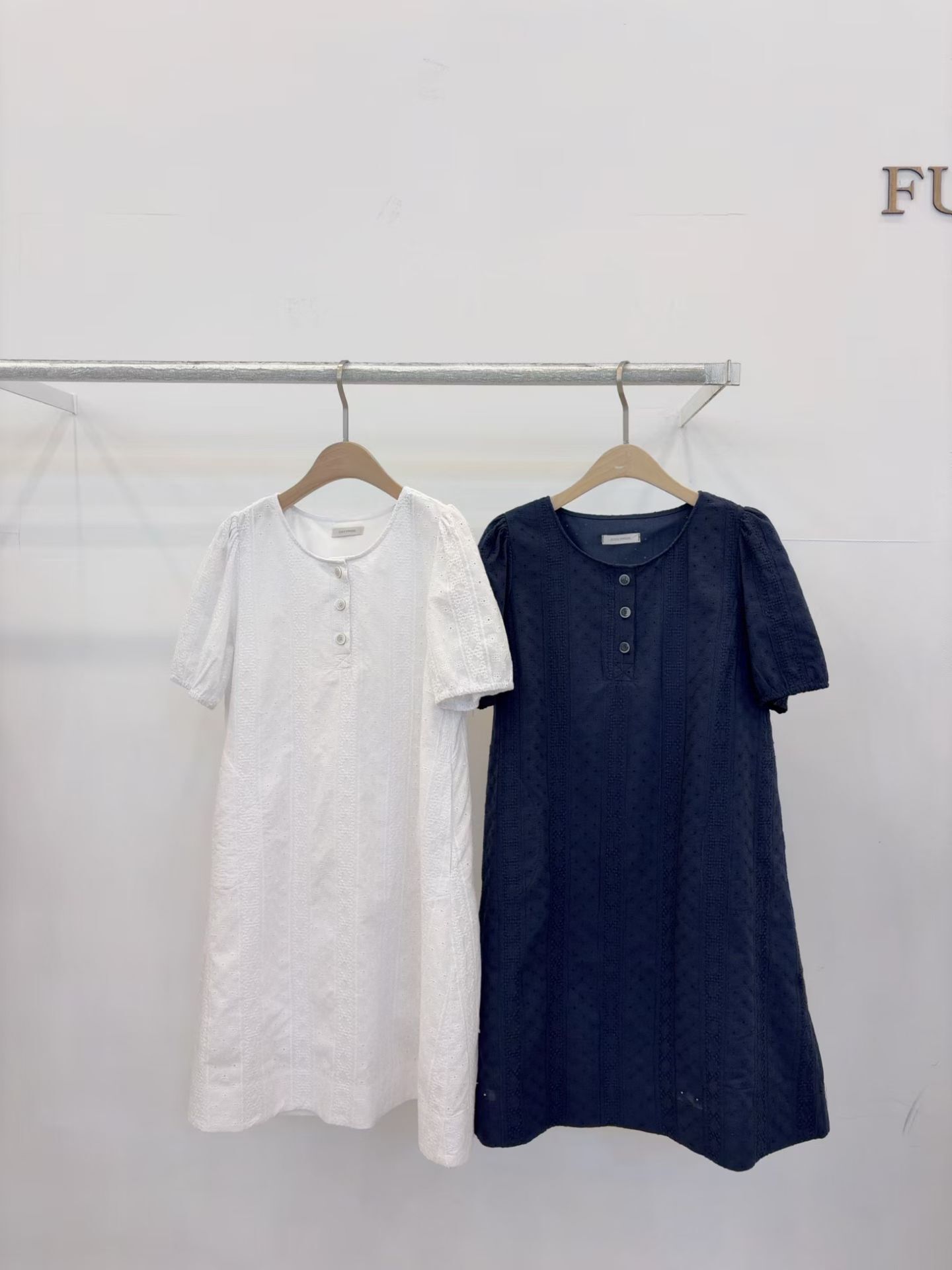 FP6306 圓領蕾絲洋裝