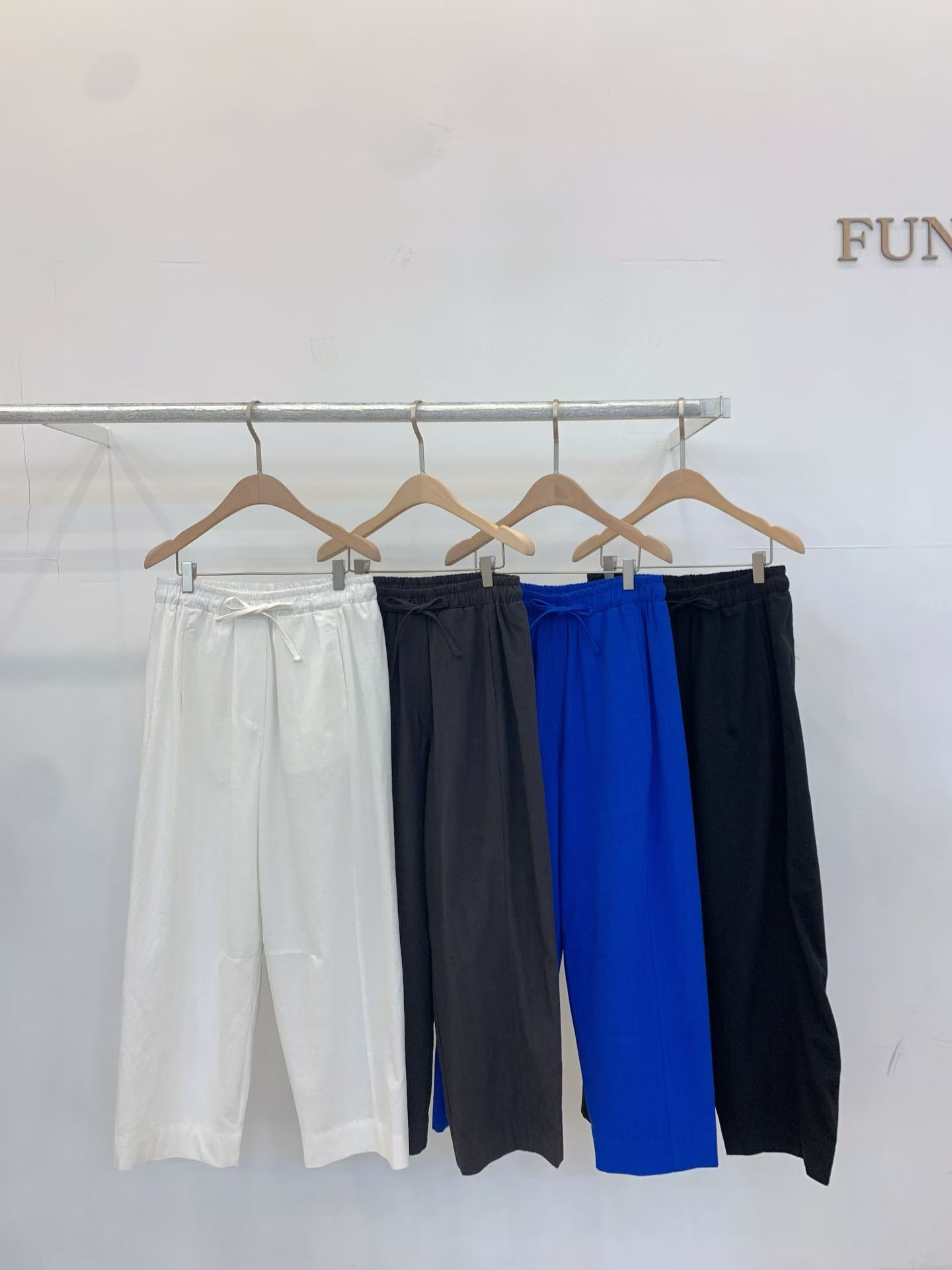 FP6317 全鬆緊人造絲寬松九分褲