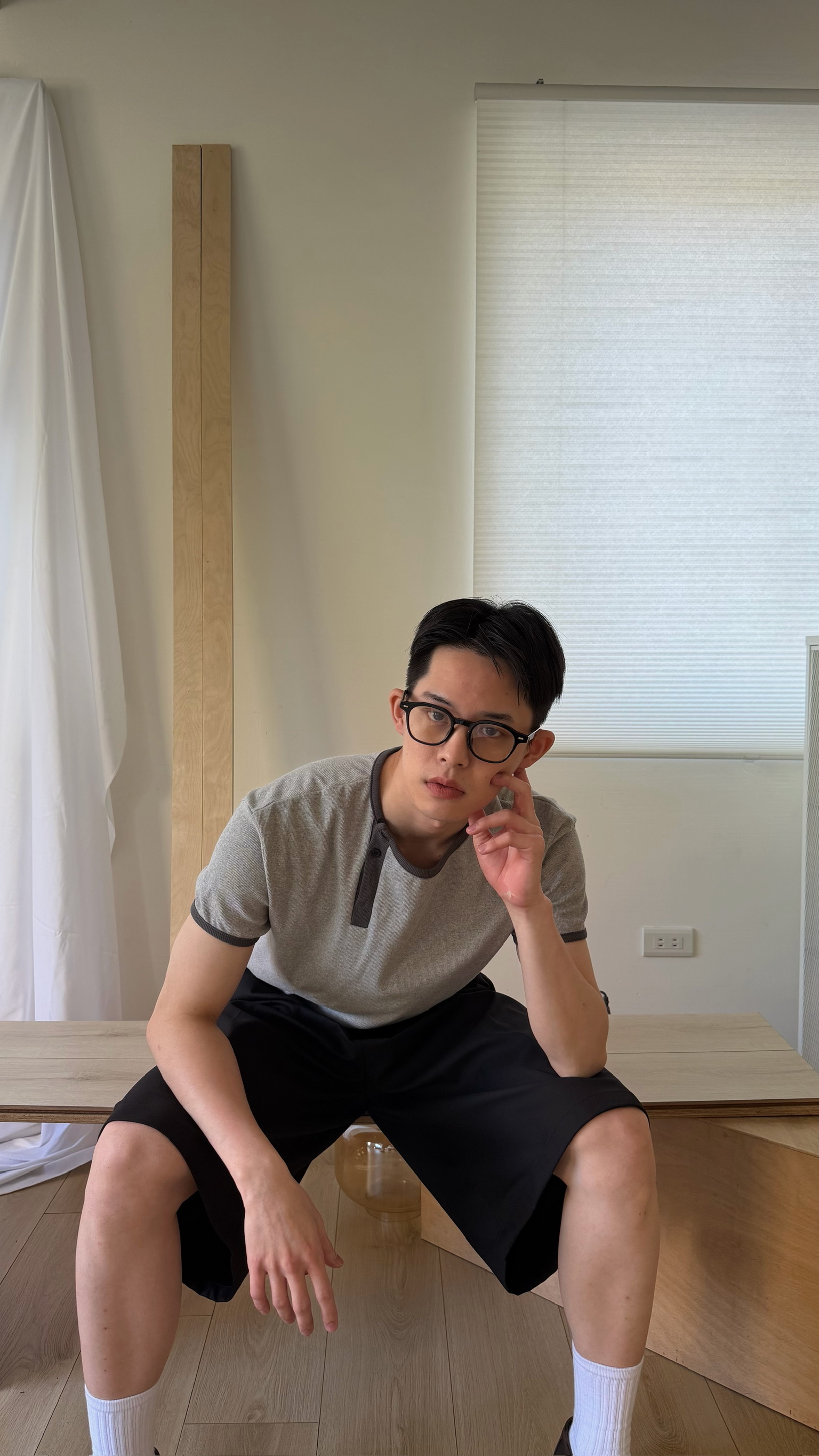 拼色斜扣T shirt