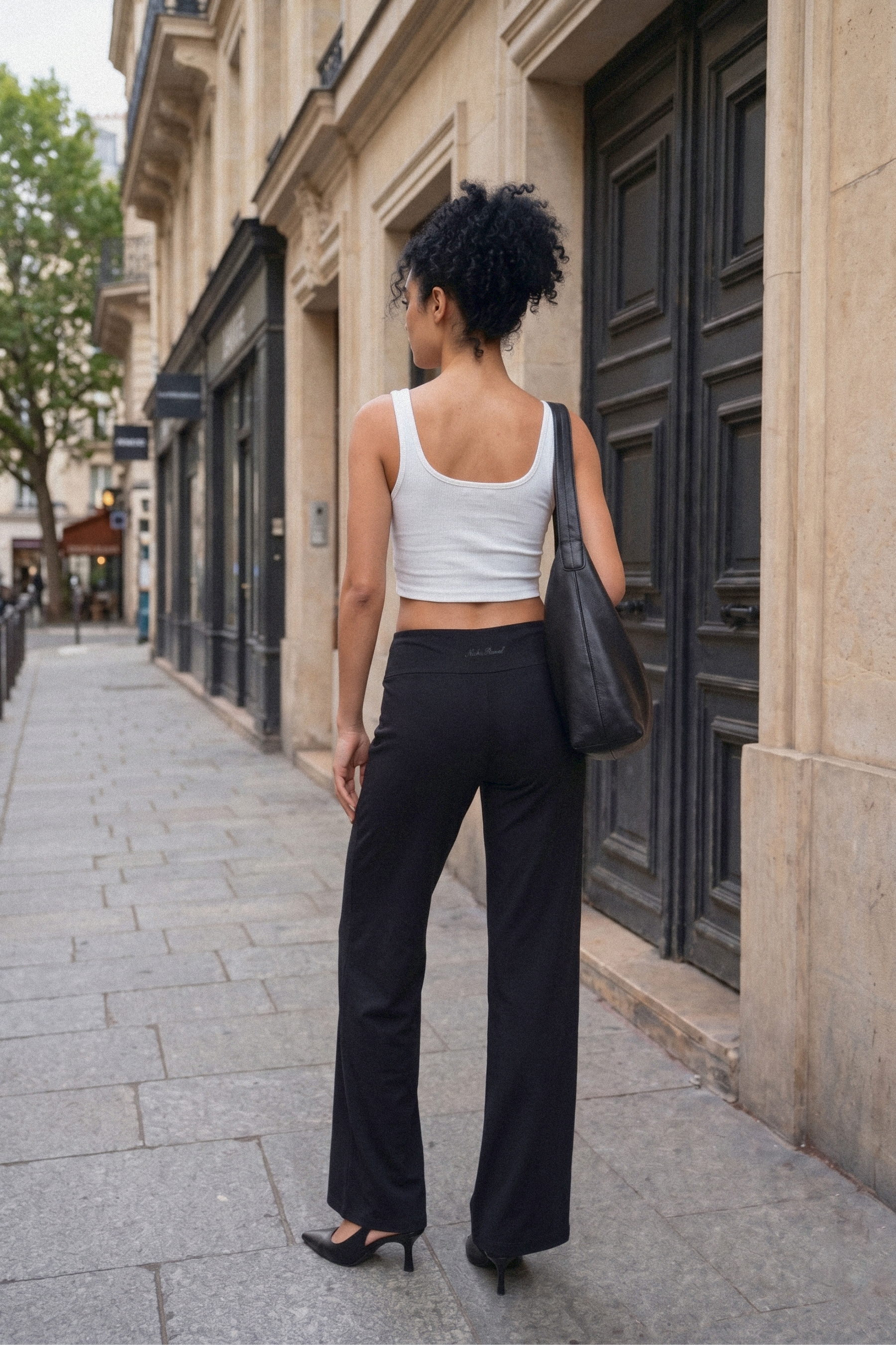 Souple Essentiel Mid-Rise Straight-Leg Flared Pants