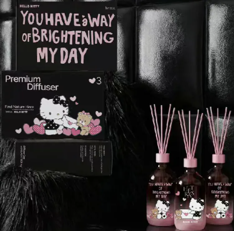 TT27 Hetras x Hello Kitty香氛Diffuser 一套500mlX3支 ( Hello Berry, Flower Park, Hotel Wood)