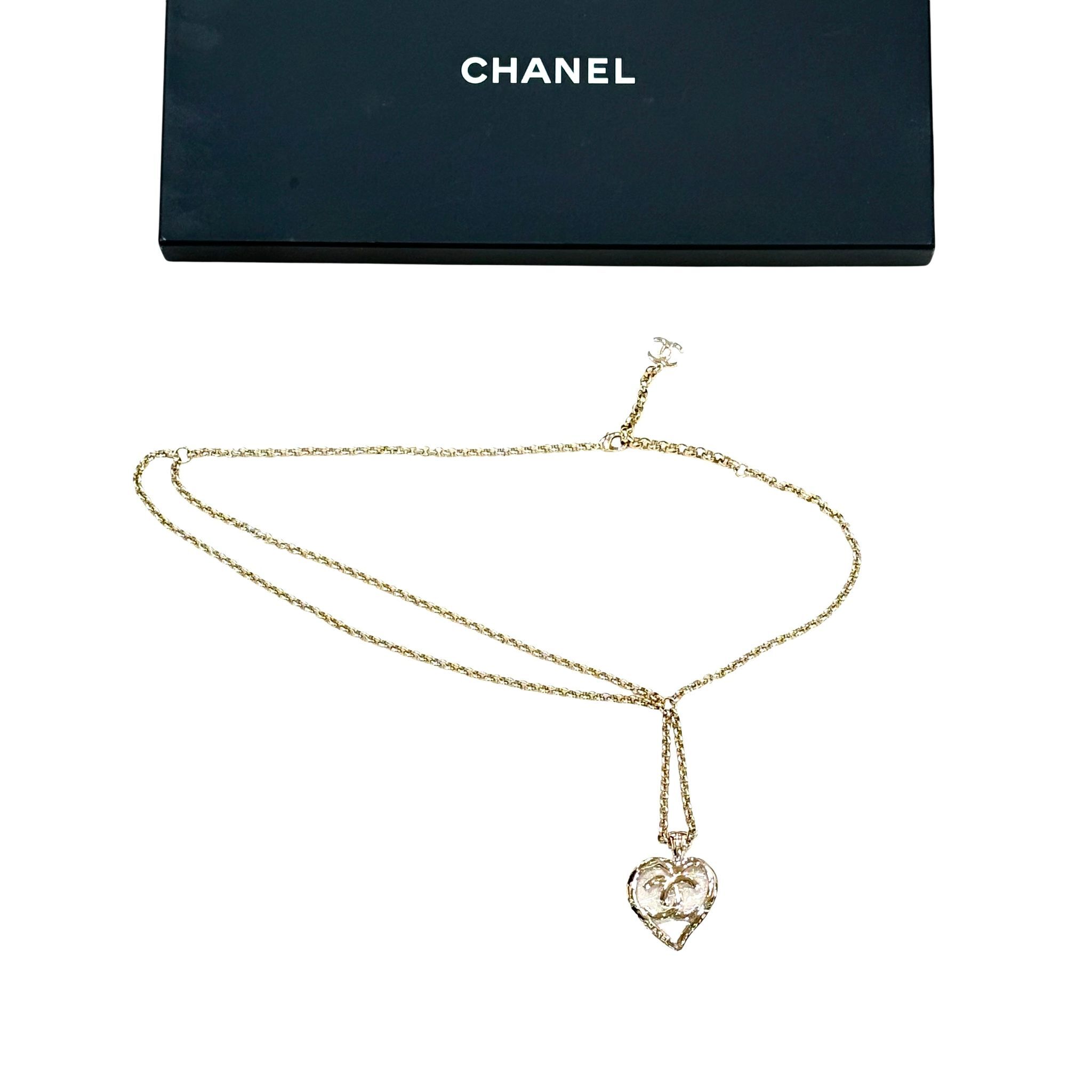 全新CHANEL腰鏈 Waist chain 愛心簍空淡金色金屬 #BRAND NEW #香榭站正品