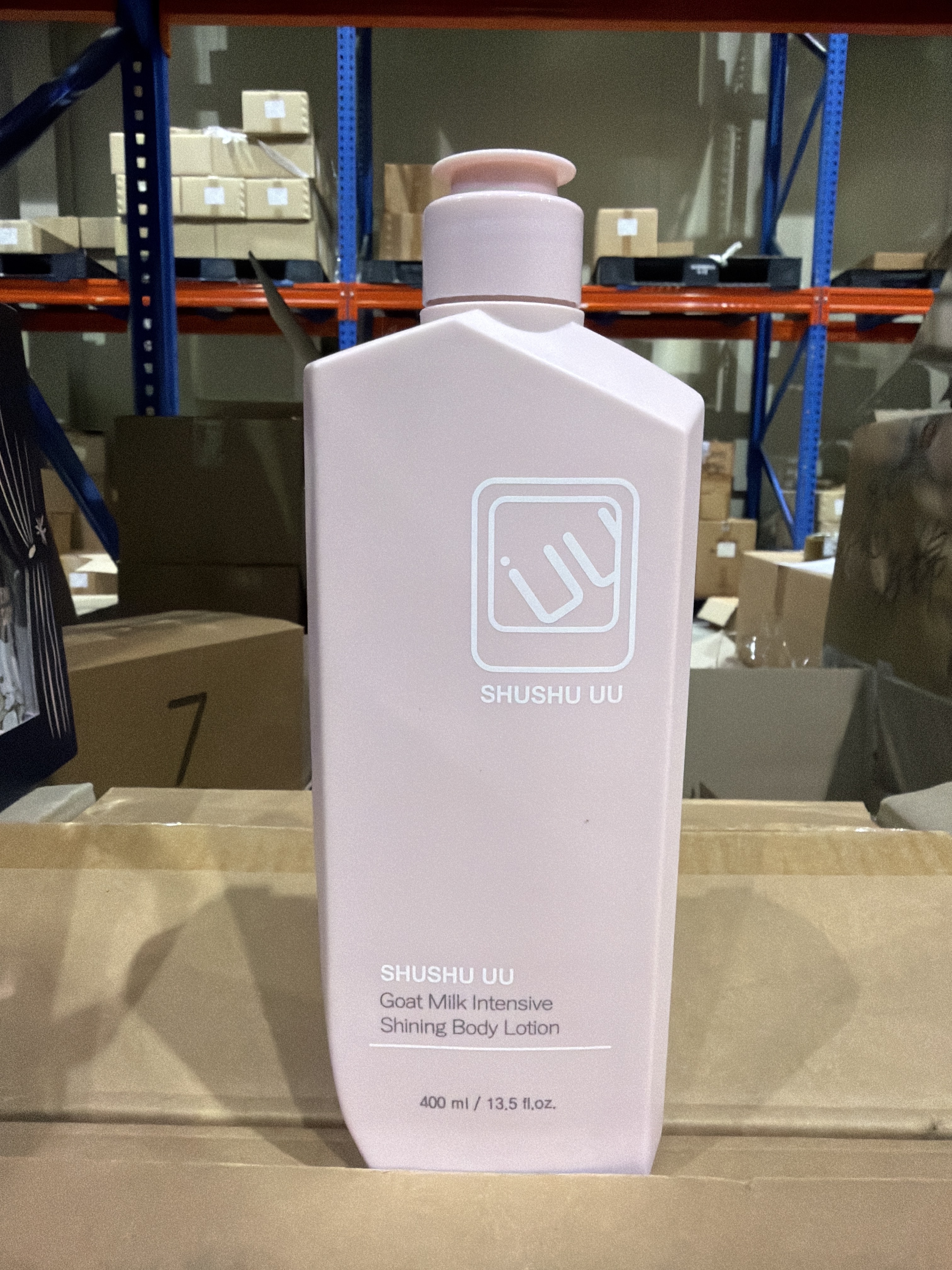 TT53 SHUSHU UU 山羊奶盈亮肌底身體乳400ml **到期日: 約2026/10