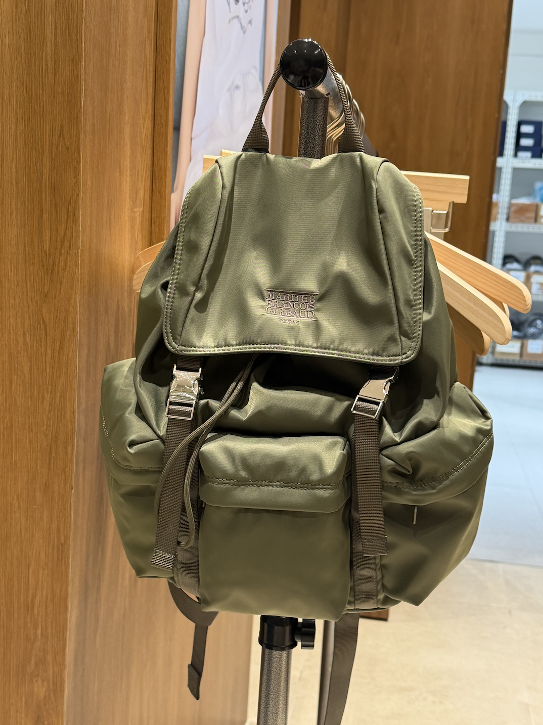 【現貨】【MFG】CLASSIC LOGO METAL BUCKLE BACKPACK