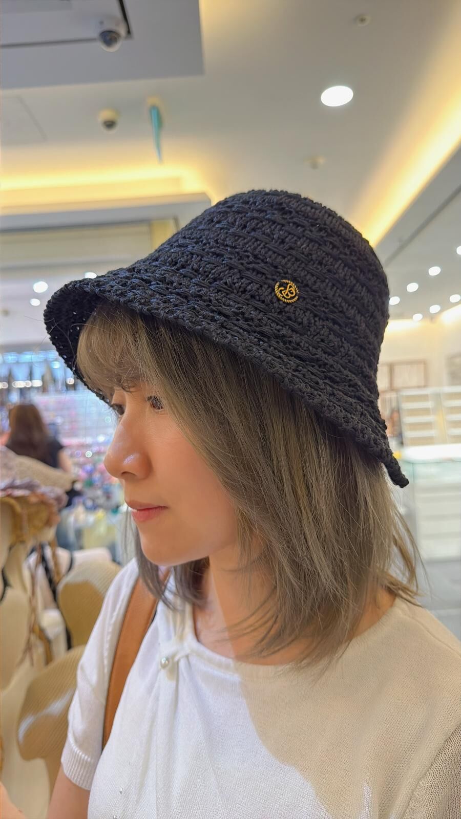 YL15 B