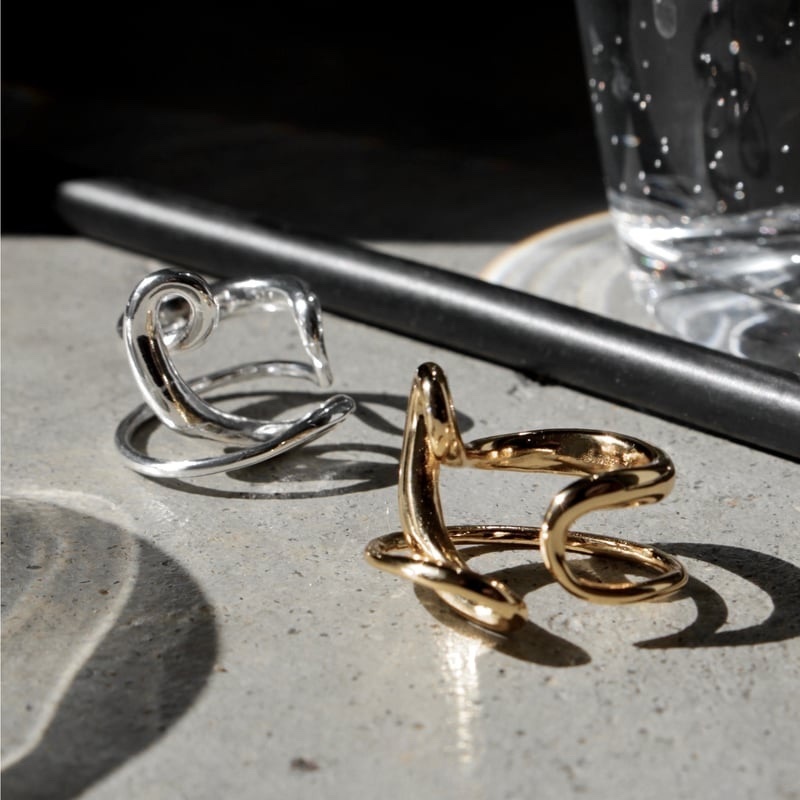 SOIERIE / Stream earcuff ring