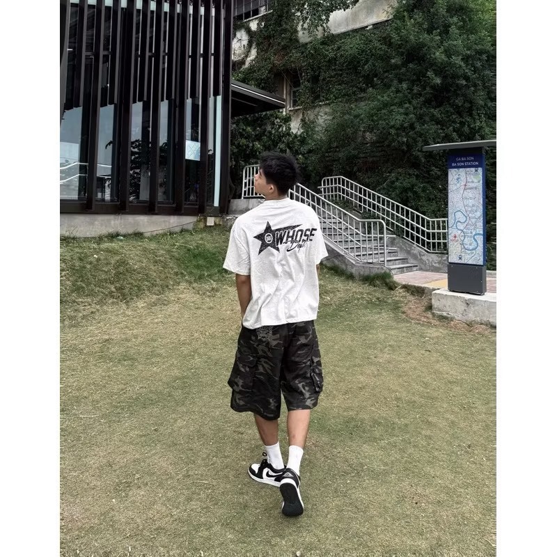 （現貨）越南品牌 WHOSE STARLIGHT 短寬 Boxy 短T WHOSE04