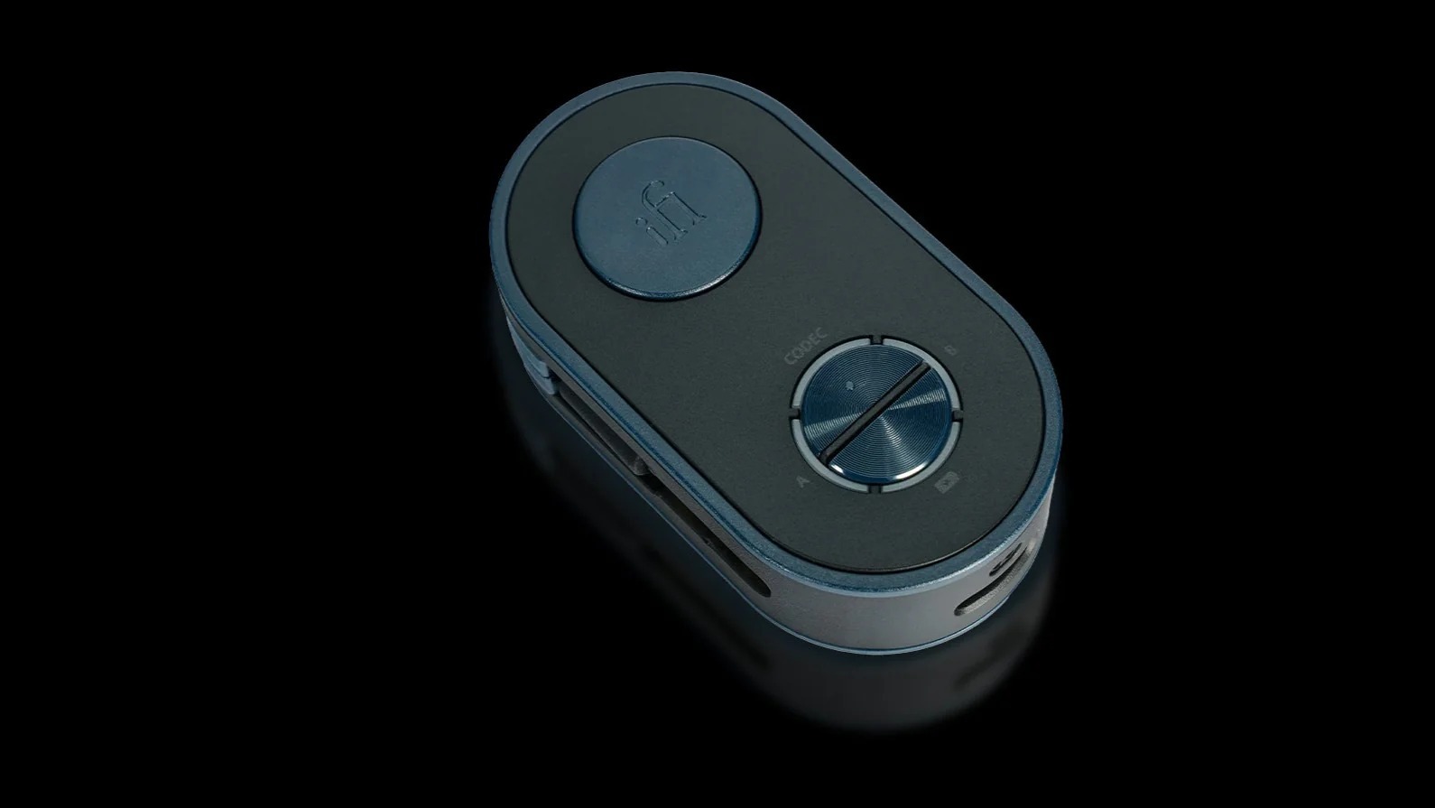 iFi Audio UP Travel hands-free calls