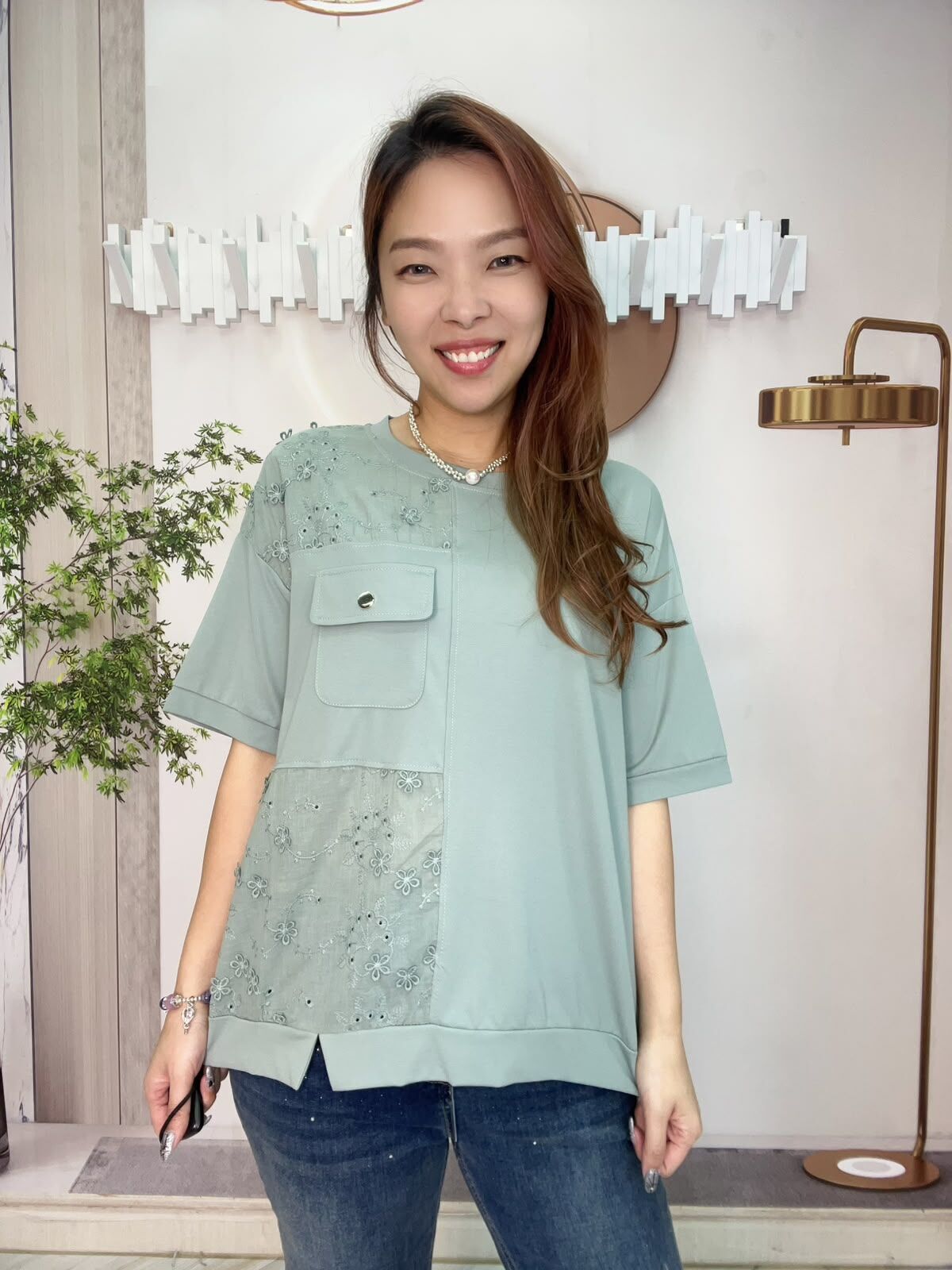 Mar 拼Lace 花 top~172B