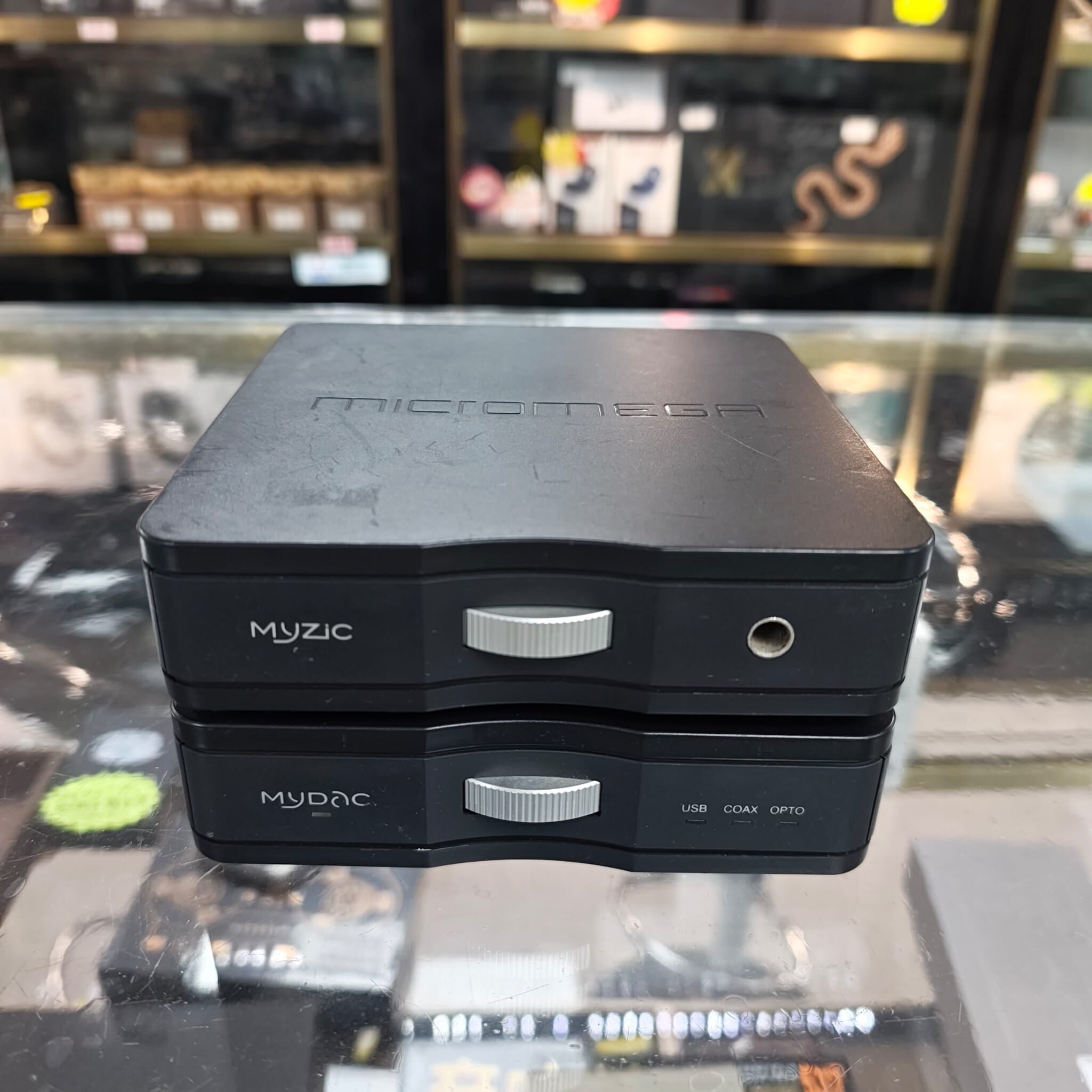 【陳列品組合】法國 Micromega - MyZIC+MyDAC 小型座枱耳擴+解碼組合 | 法國製造