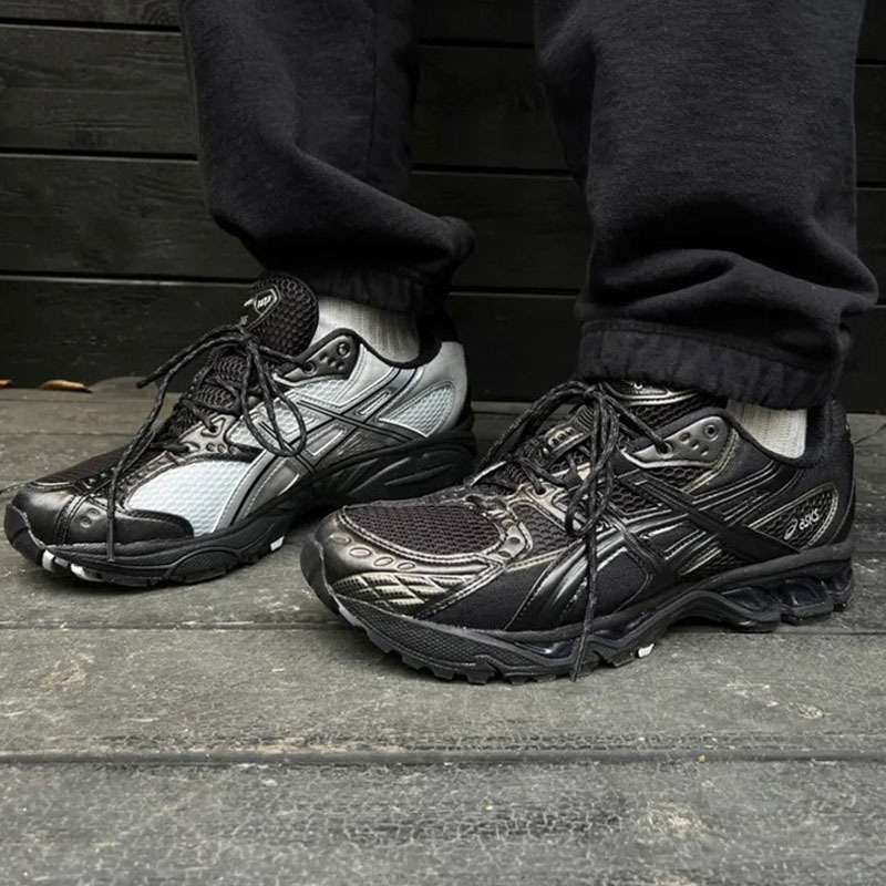 （門市現貨）男女款 ASICS GEL-NIMBUS 10.1 全黑 陰陽 緩震 支撐 網眼 透氣 運動 休閒鞋【1203A780-001】
