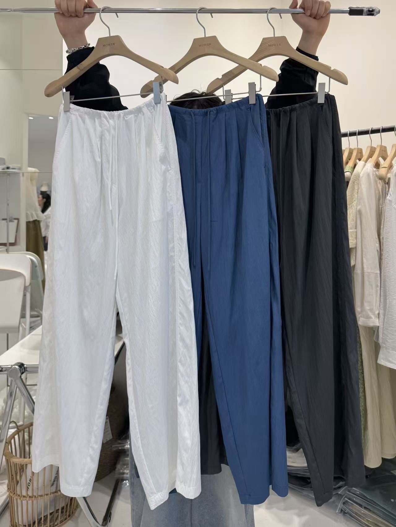 MO2609 Straight Leg Banding PT