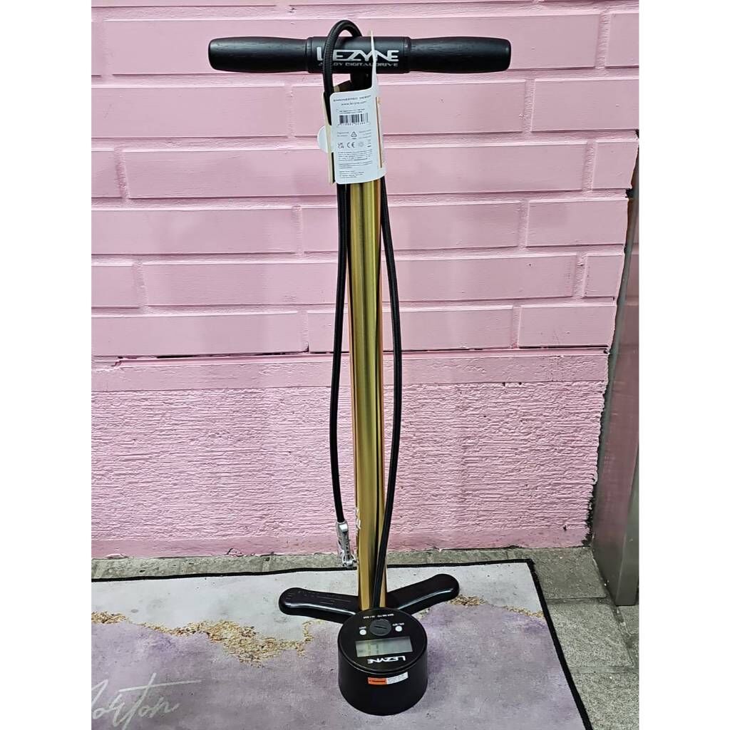 Lezyne Limited Edition 18K Gold HV Alloy Digital Drive Floor Pump