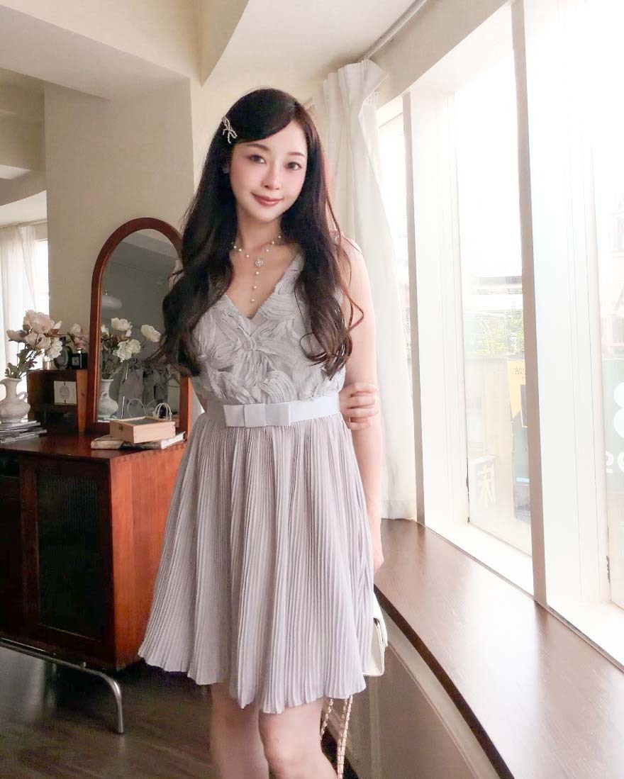 LINA LINA名媛姿態網紗花朵蝴蝶結壓摺洋裝-優美紫M/L